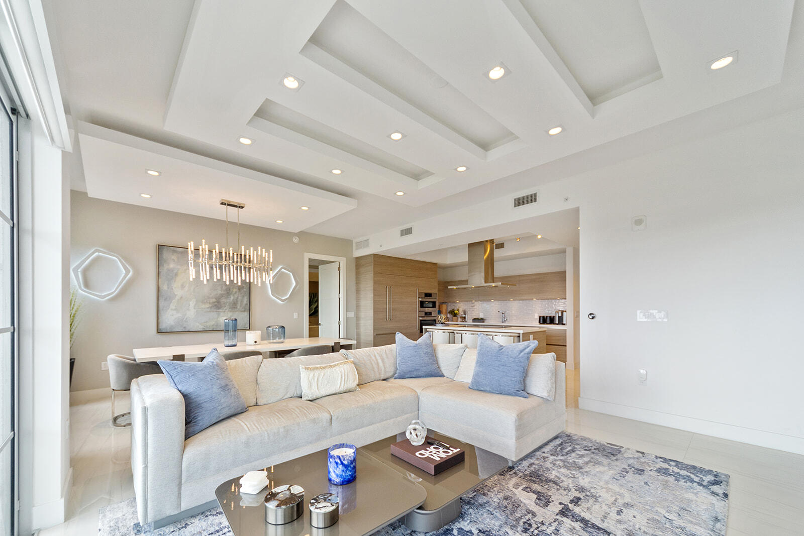 155 E Boca Raton Road Unit: 907