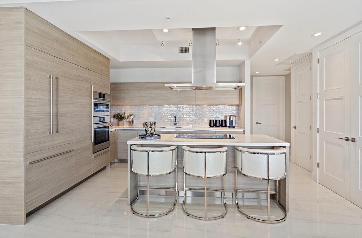 155 E Boca Raton Road Unit: 907