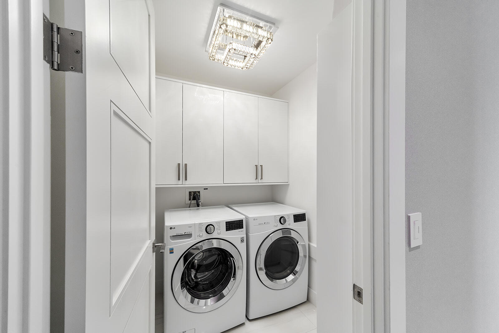 155 E Boca Raton Road Unit: 907