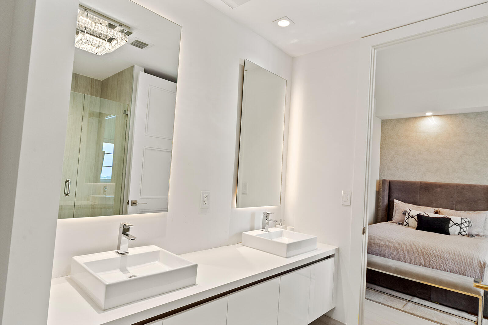 155 E Boca Raton Road Unit: 907