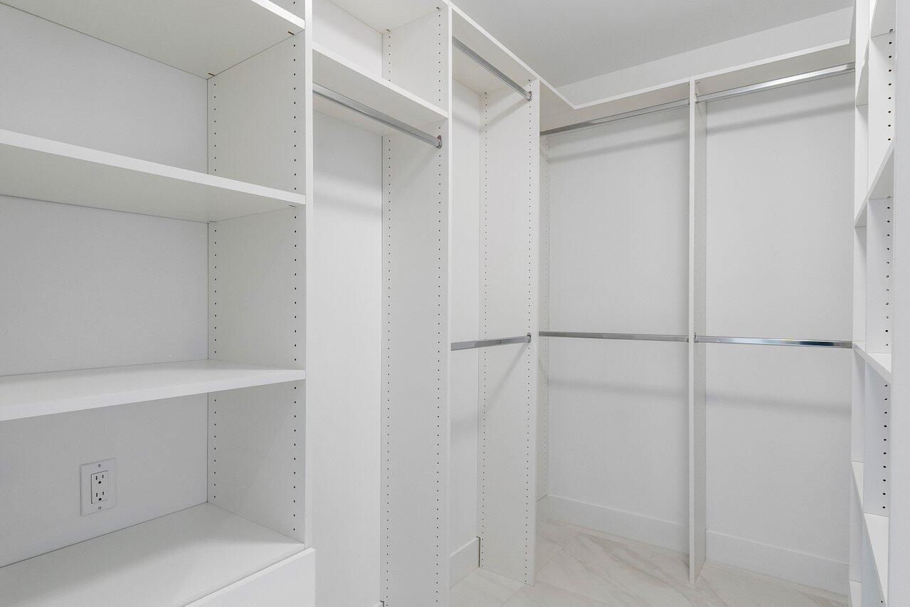 155 E Boca Raton Road Unit: Th2