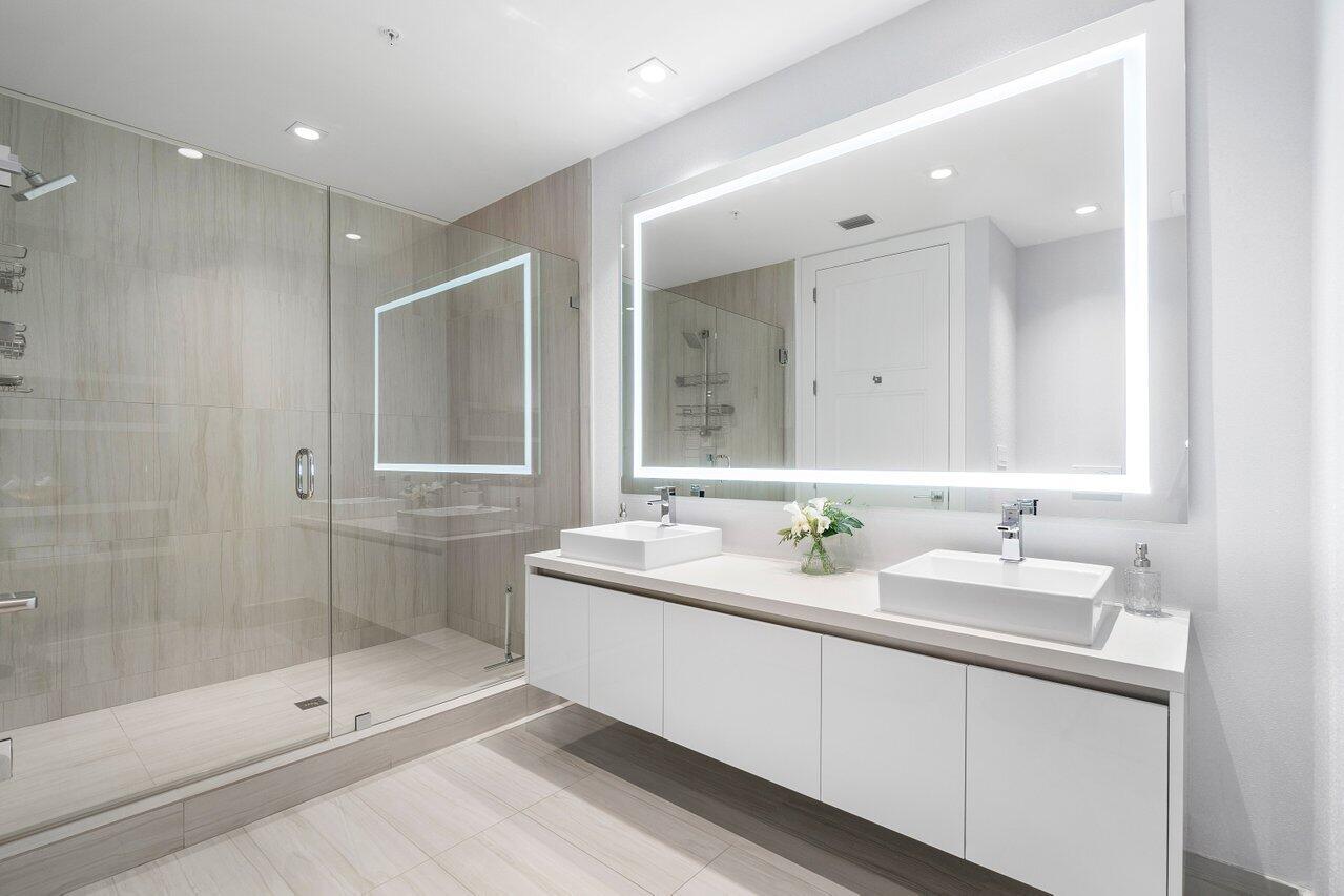 155 E Boca Raton Road Unit: Th2