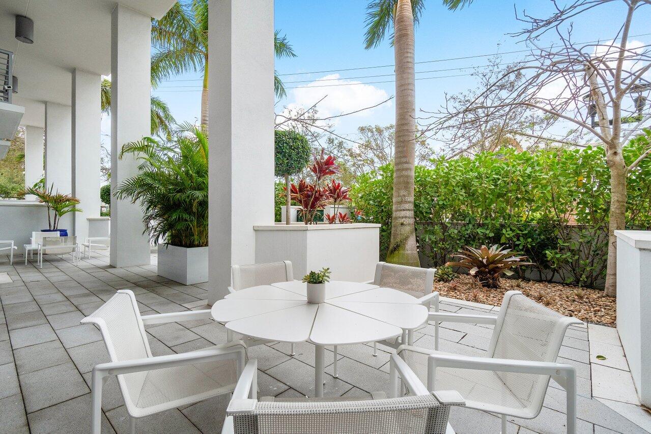 155 E Boca Raton Road Unit: Th2