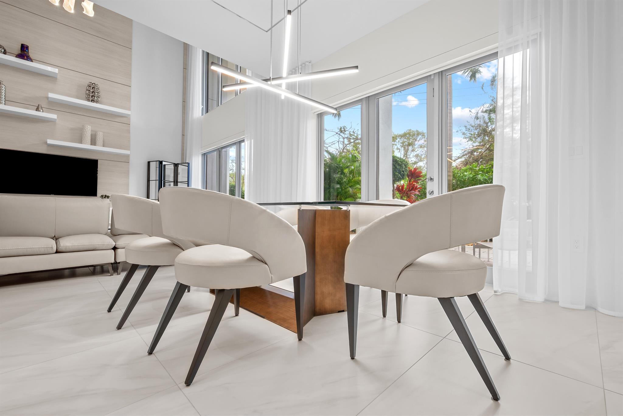 155 E Boca Raton Road Unit: Th2