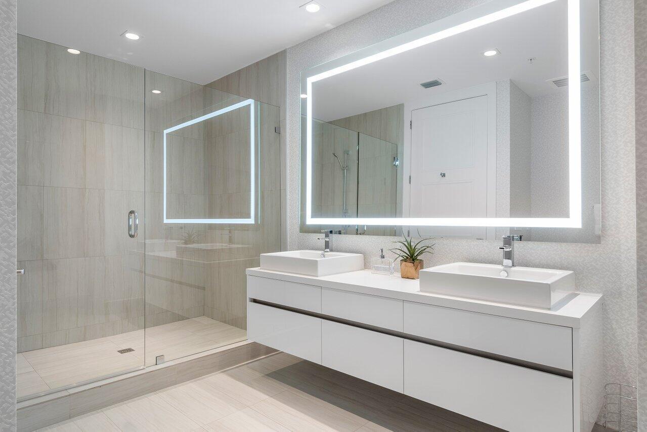 155 E Boca Raton Road Unit: Th2