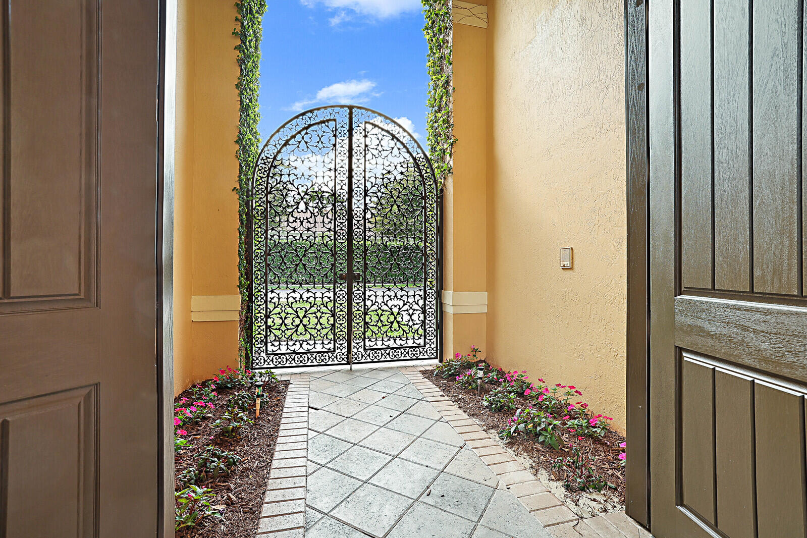 6274 NW 32nd Terrace