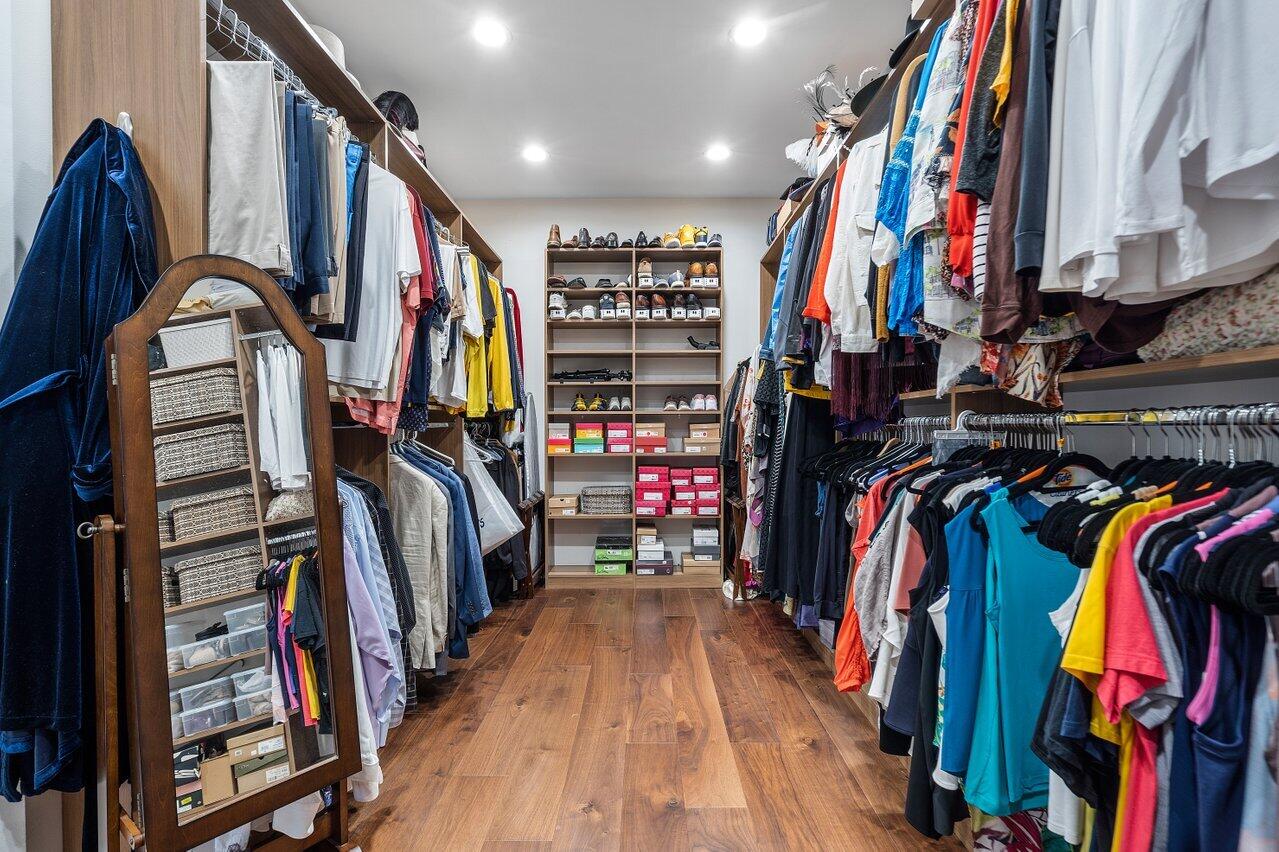 17717 Circle Pond Court