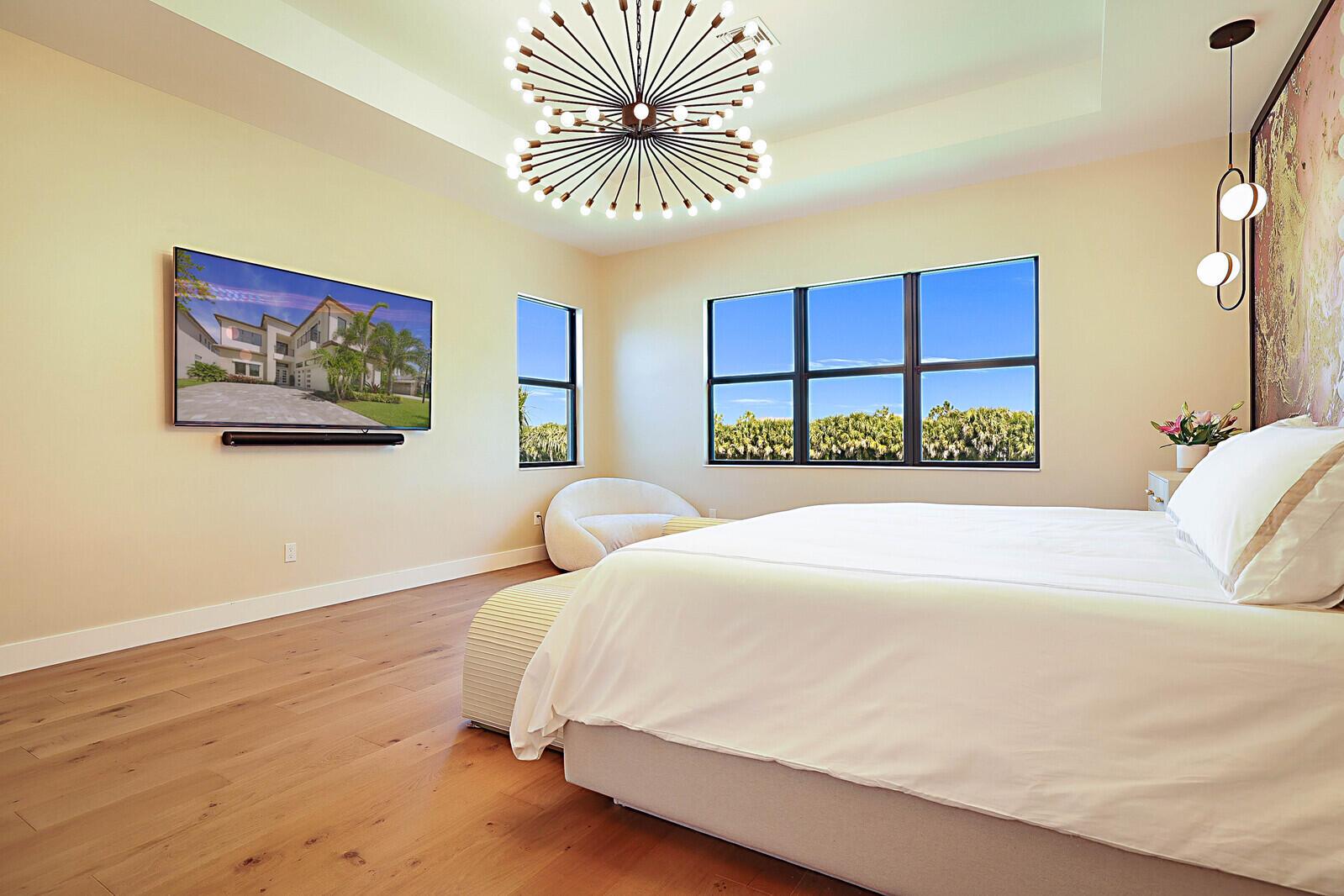 9119 Benedetta Place