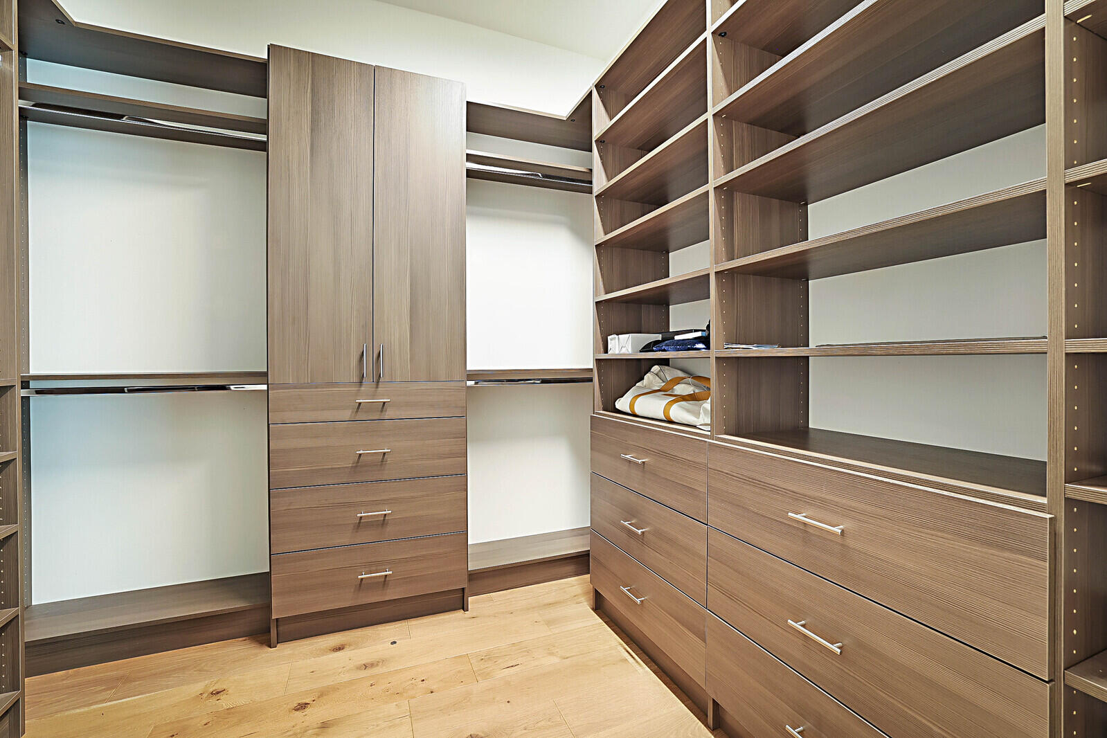 9119 Benedetta Place