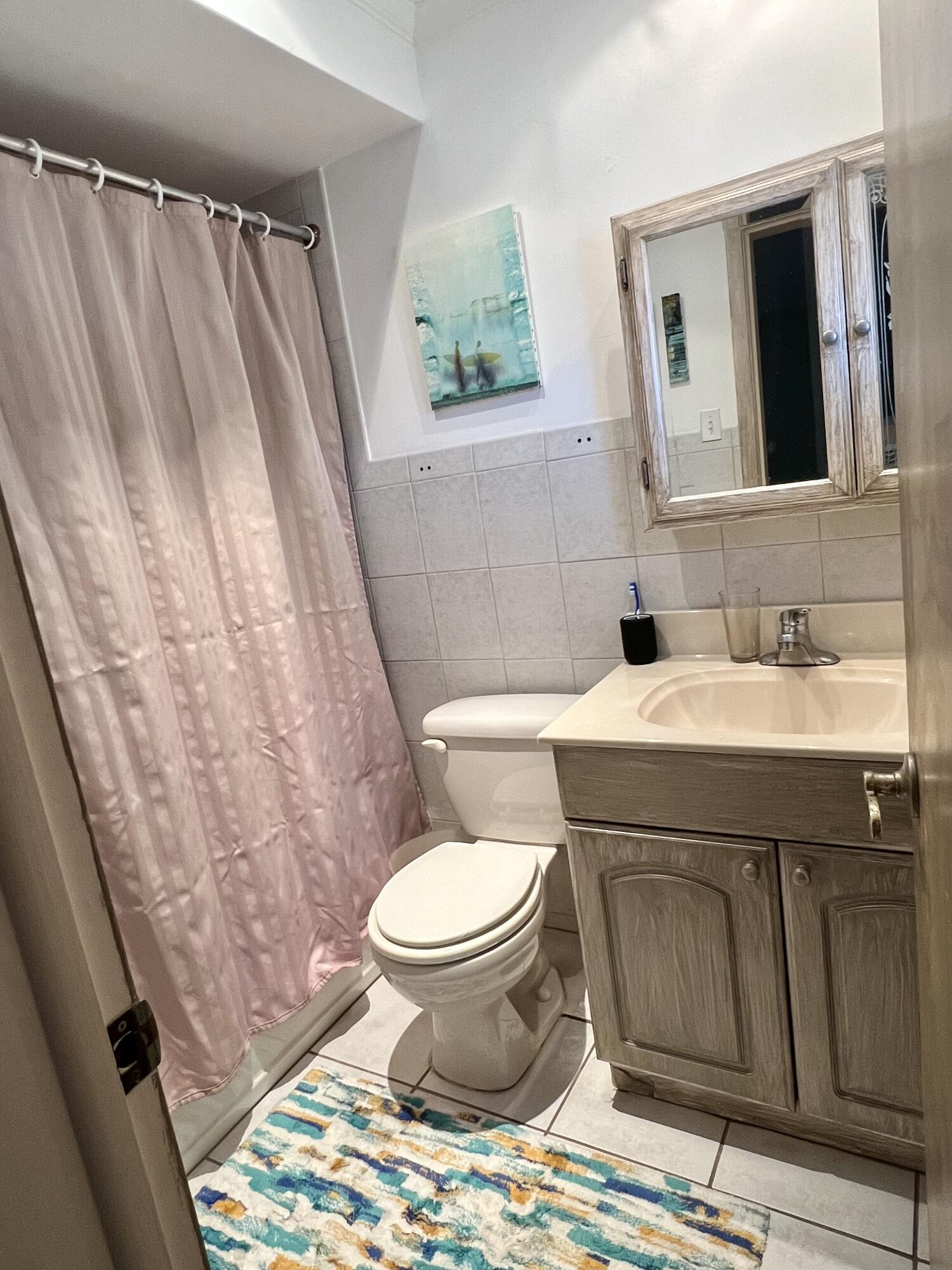 2000 Diana Drive 304