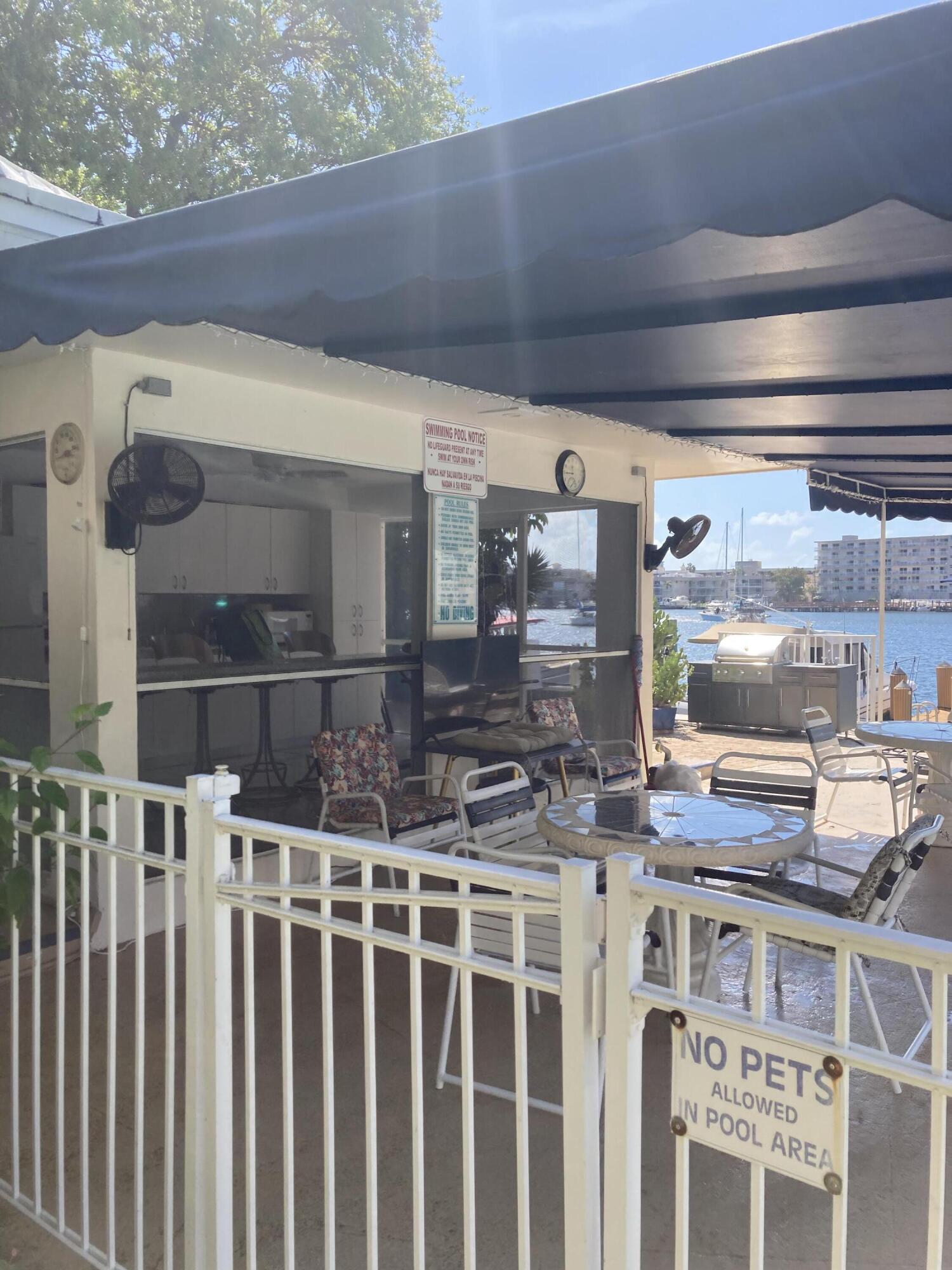 2000 Diana Drive 304