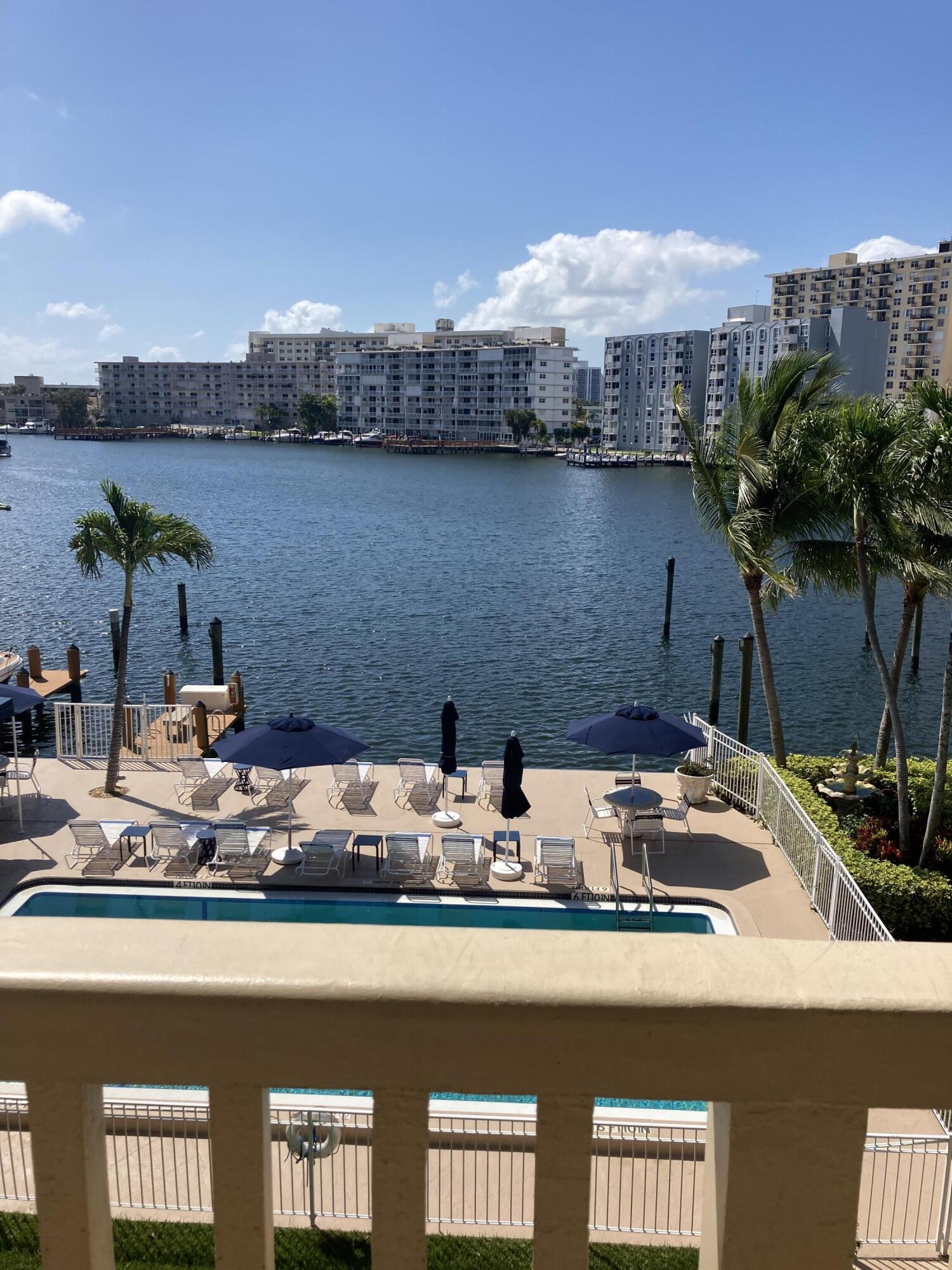 2000 Diana Drive 304