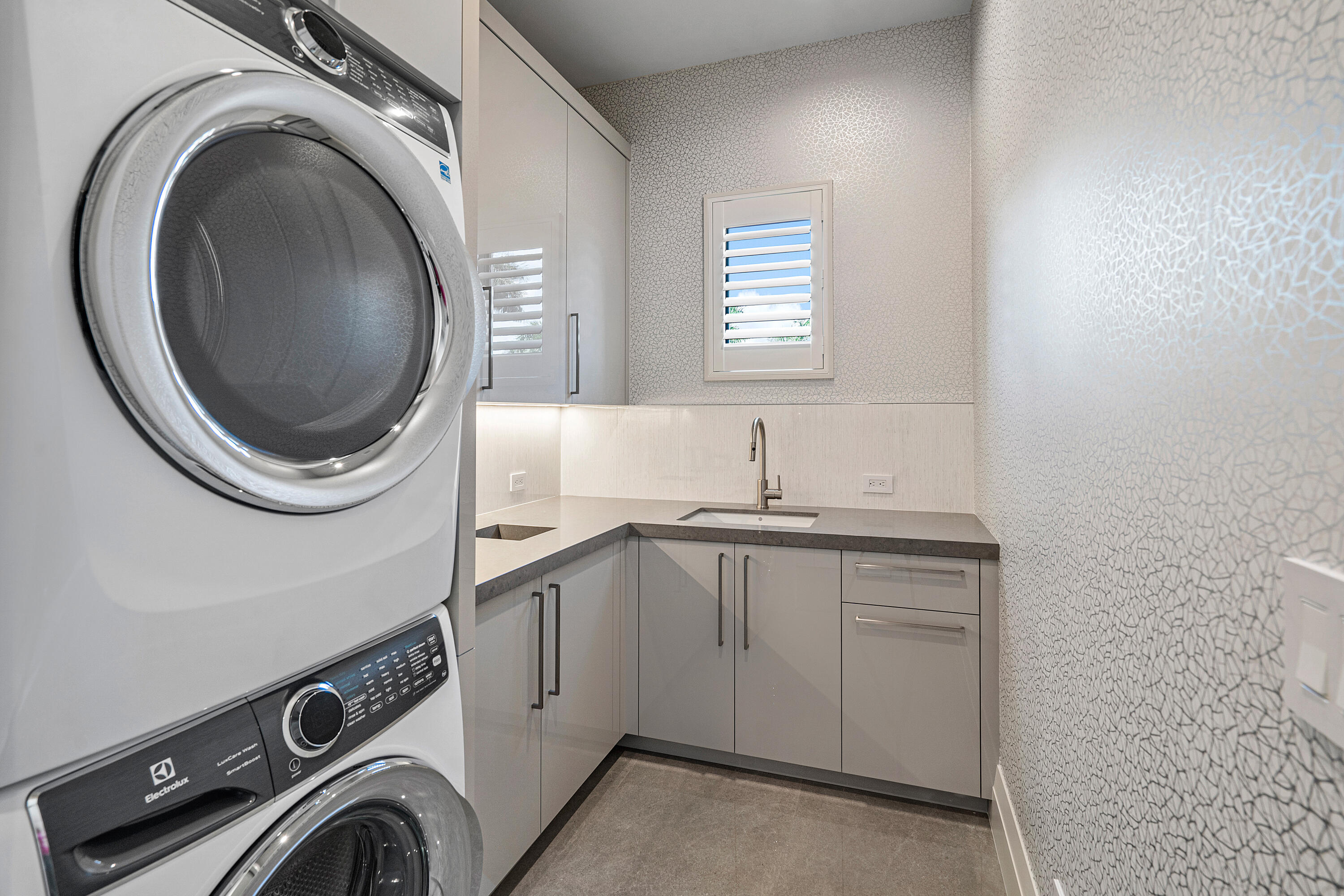 3949 NW 52nd Street