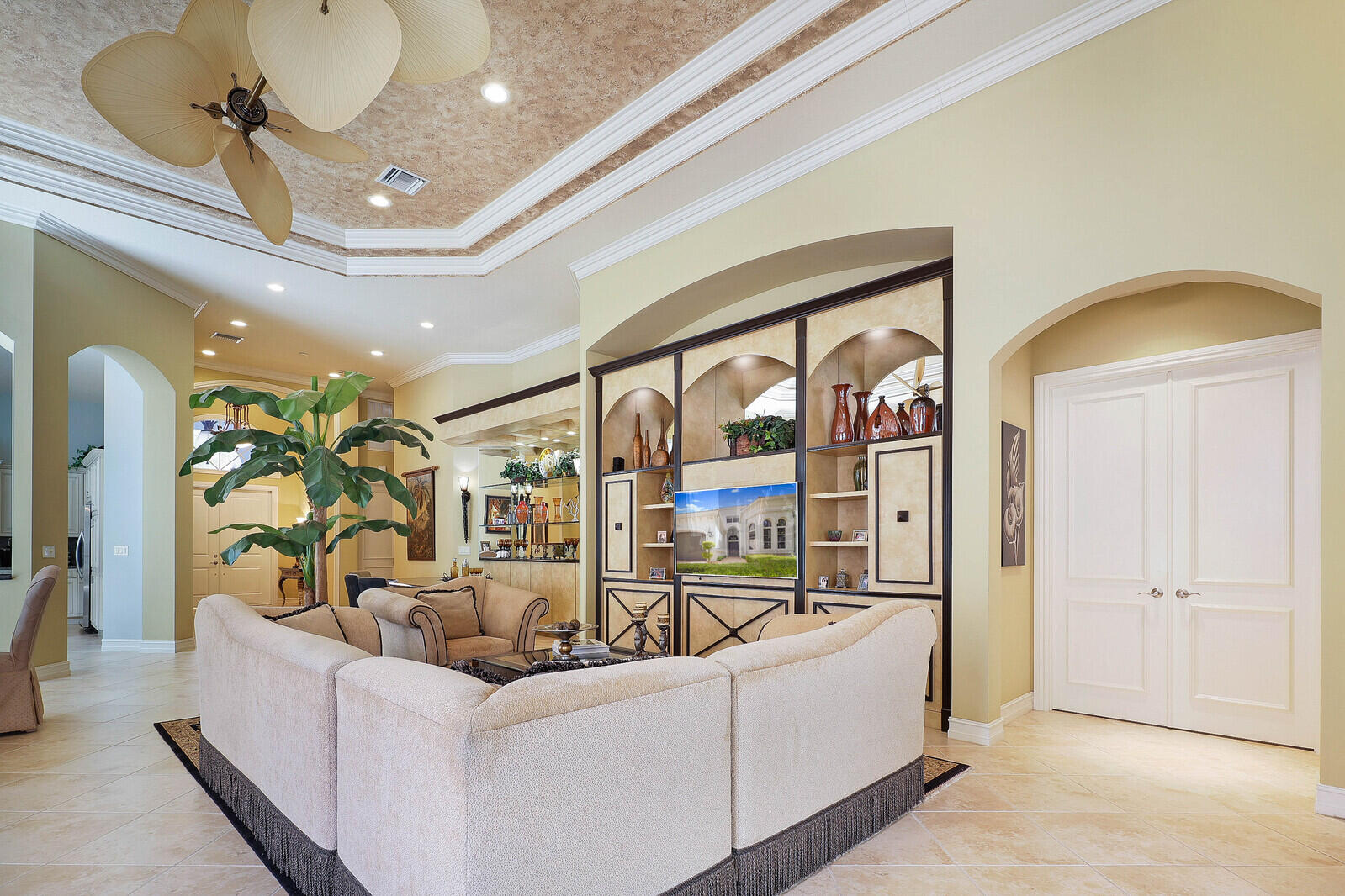 17857 Villa Club Way