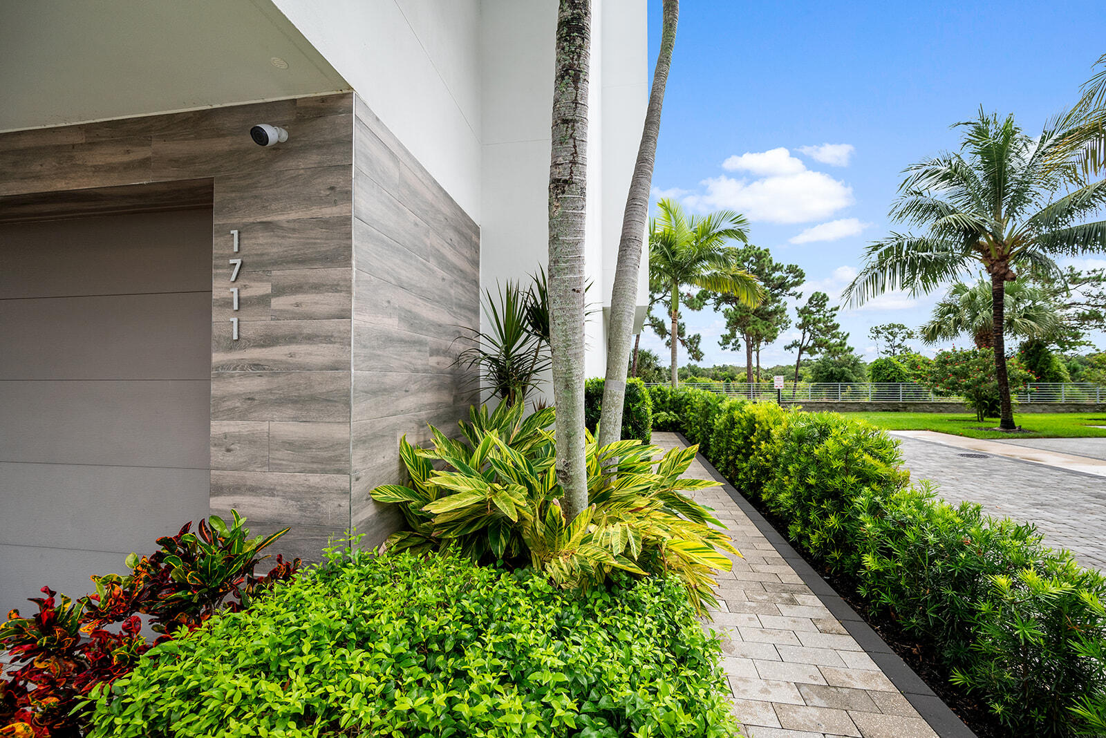 1711 NW 42nd Drive