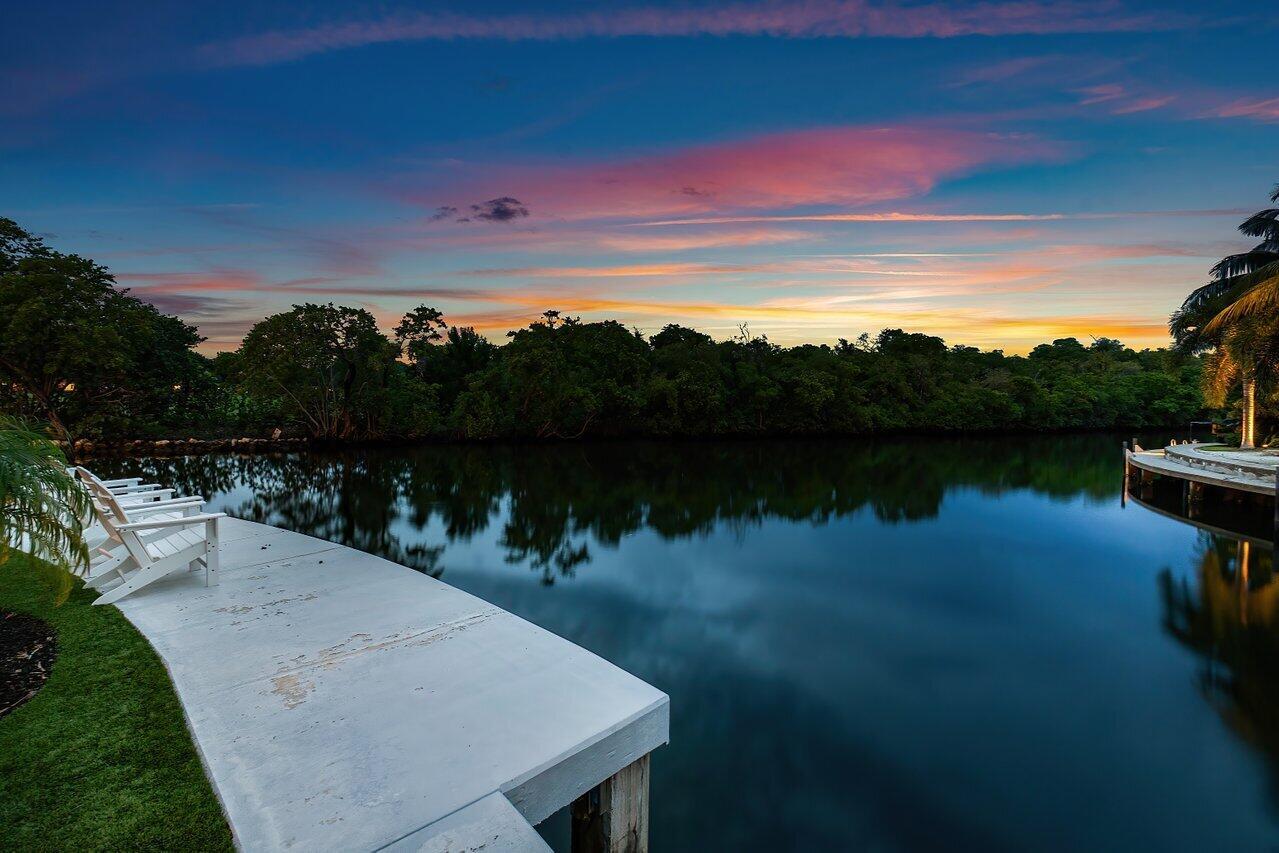 551 NE Waterway Lane