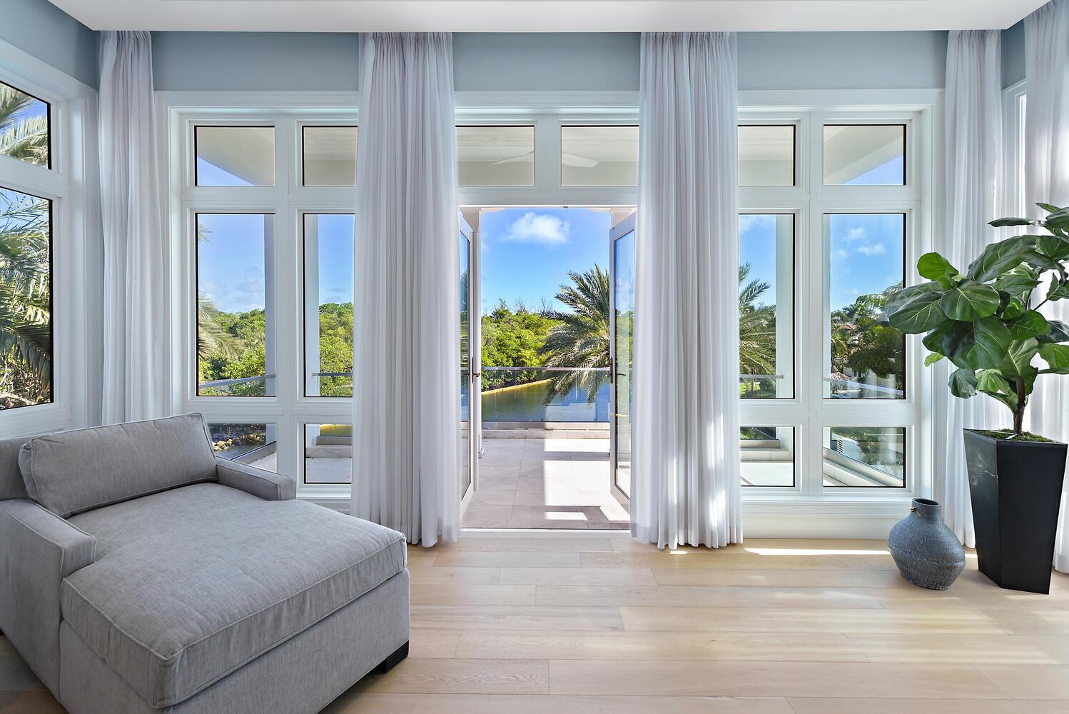 551 NE Waterway Lane