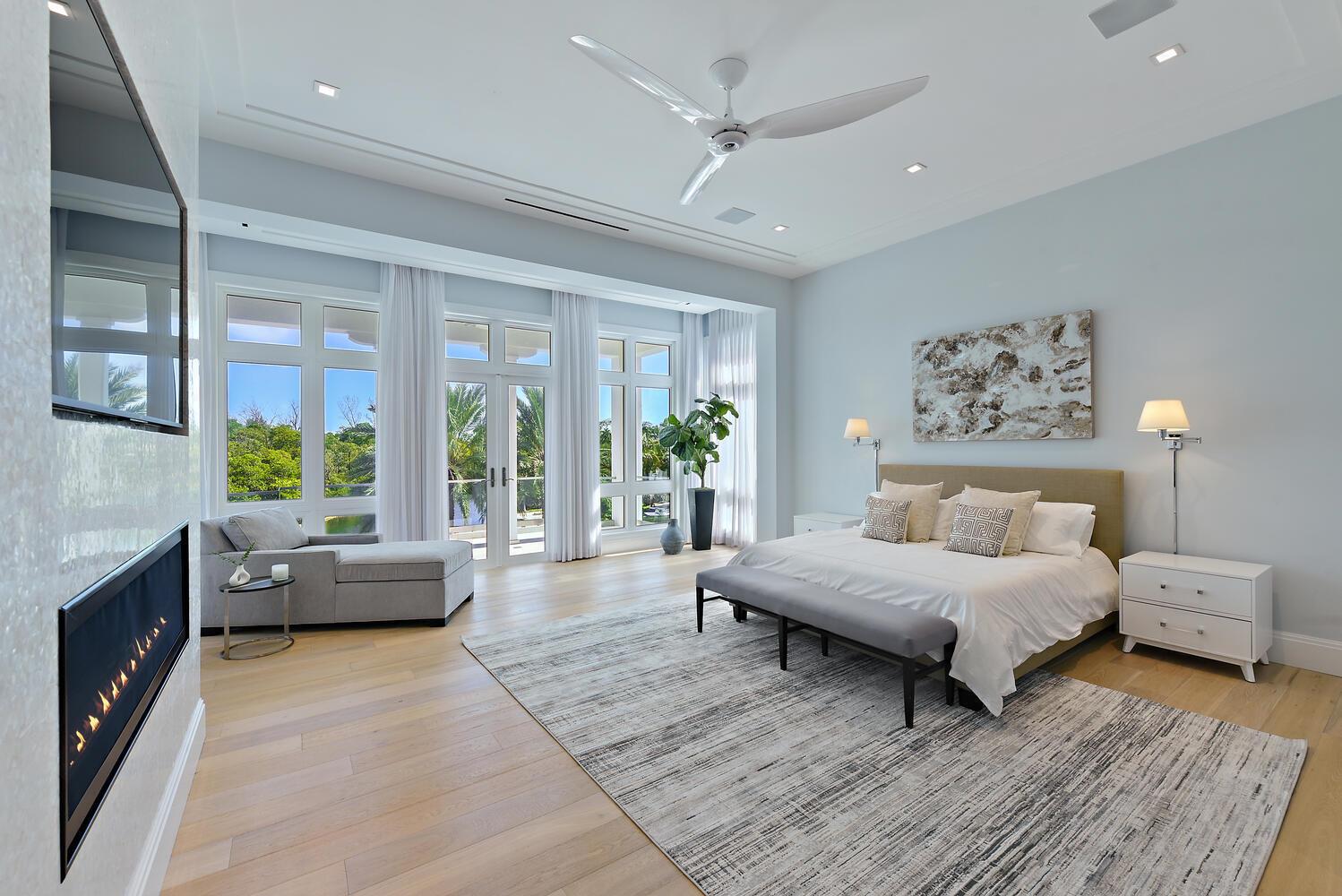 551 NE Waterway Lane