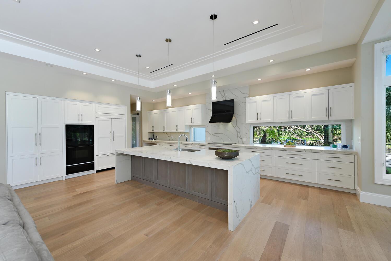 551 NE Waterway Lane