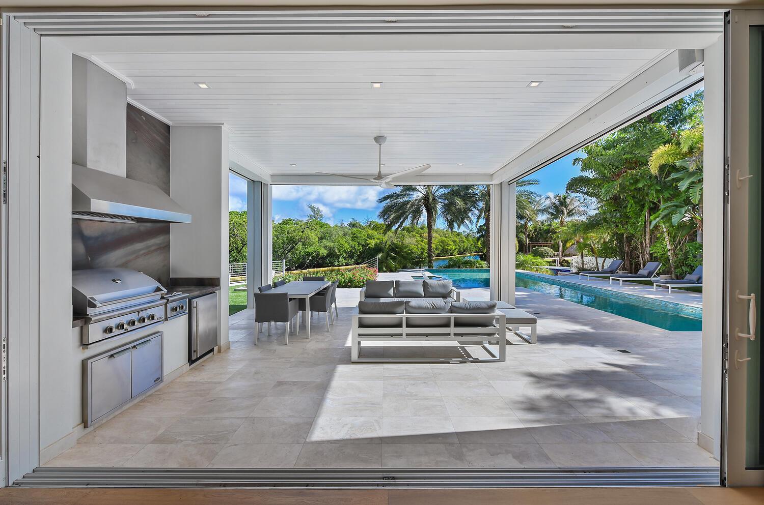 551 NE Waterway Lane