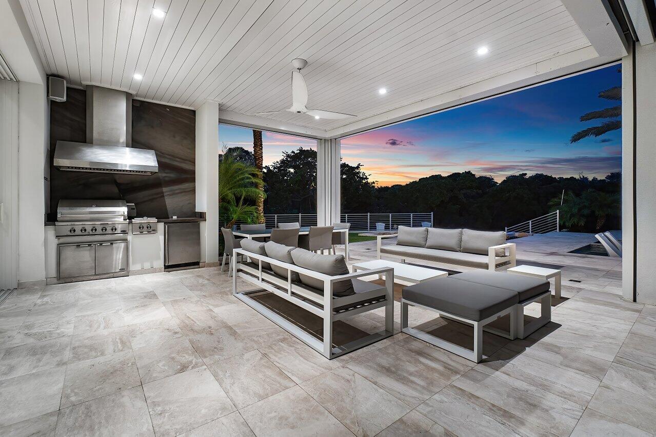 551 NE Waterway Lane