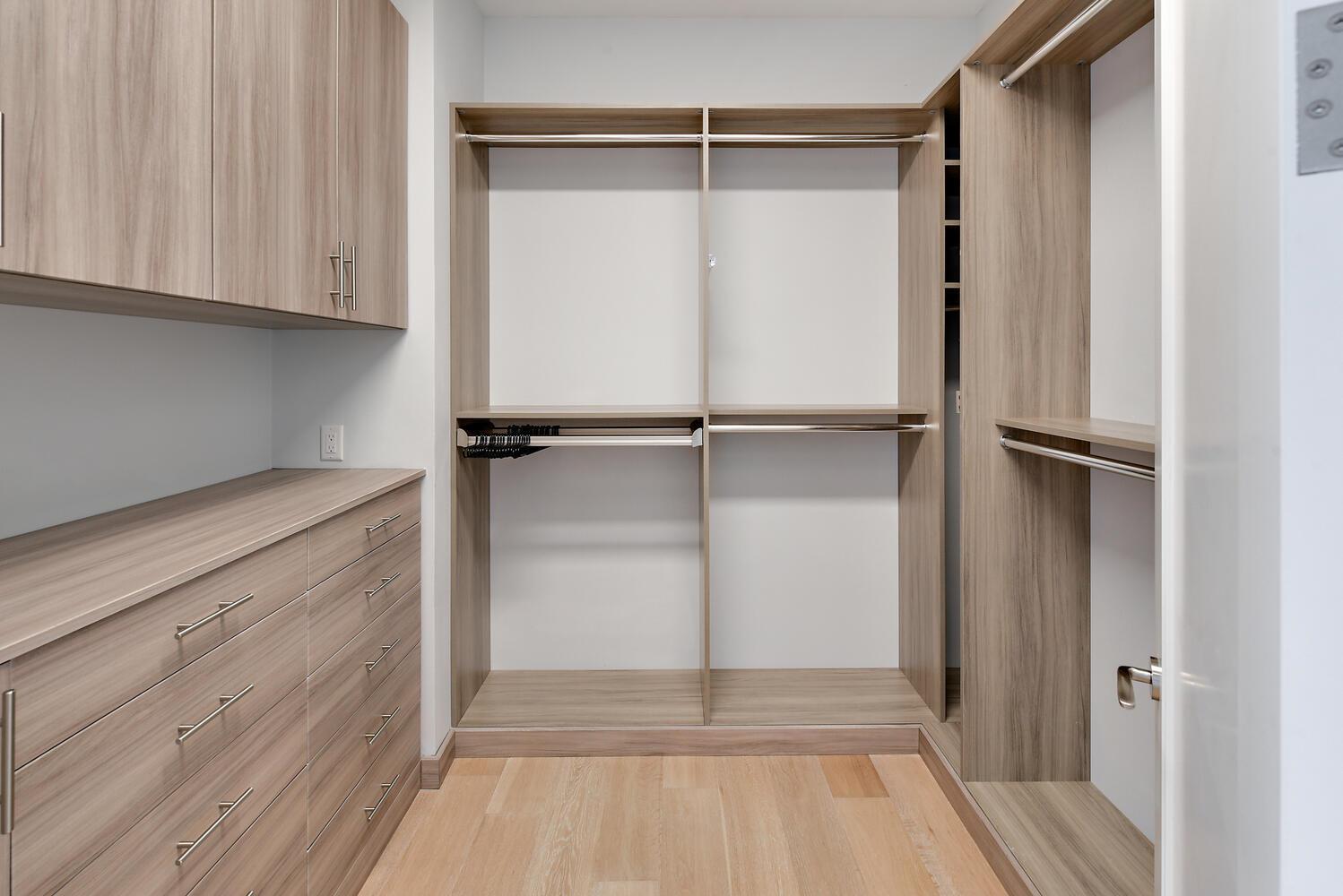 551 NE Waterway Lane