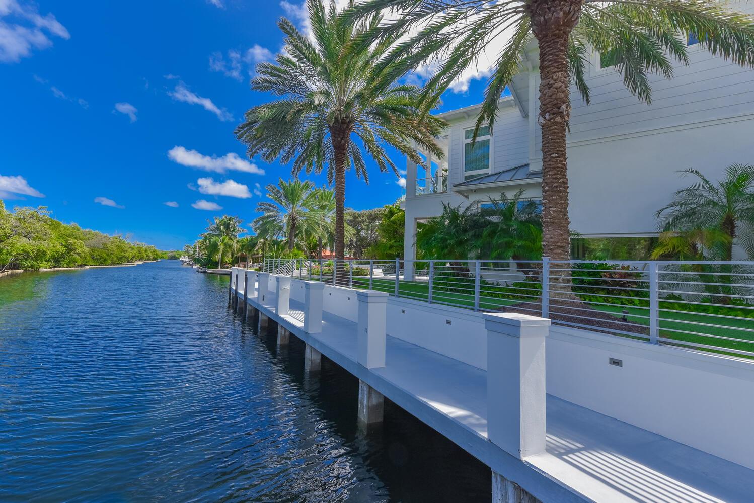 551 NE Waterway Lane