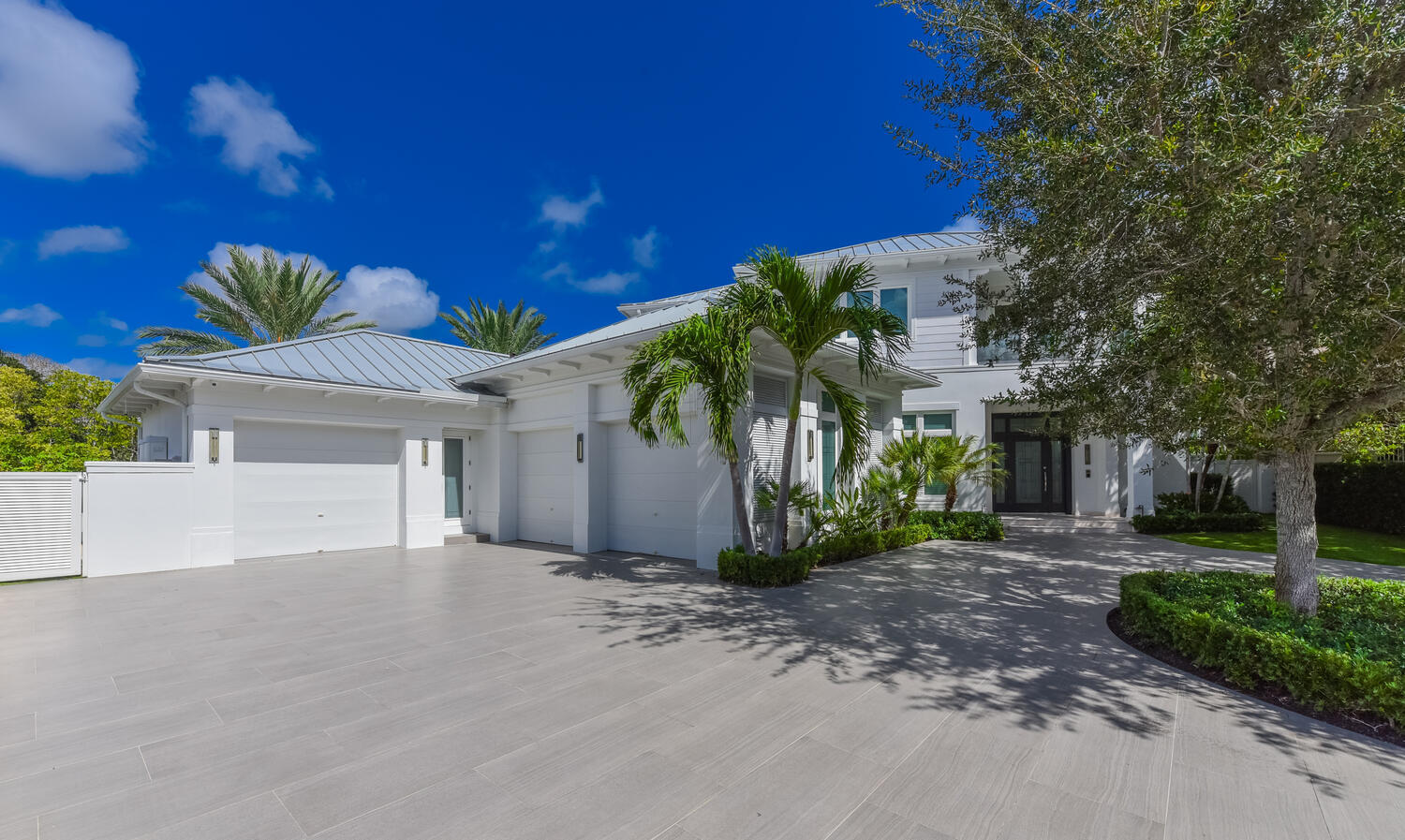 551 NE Waterway Lane