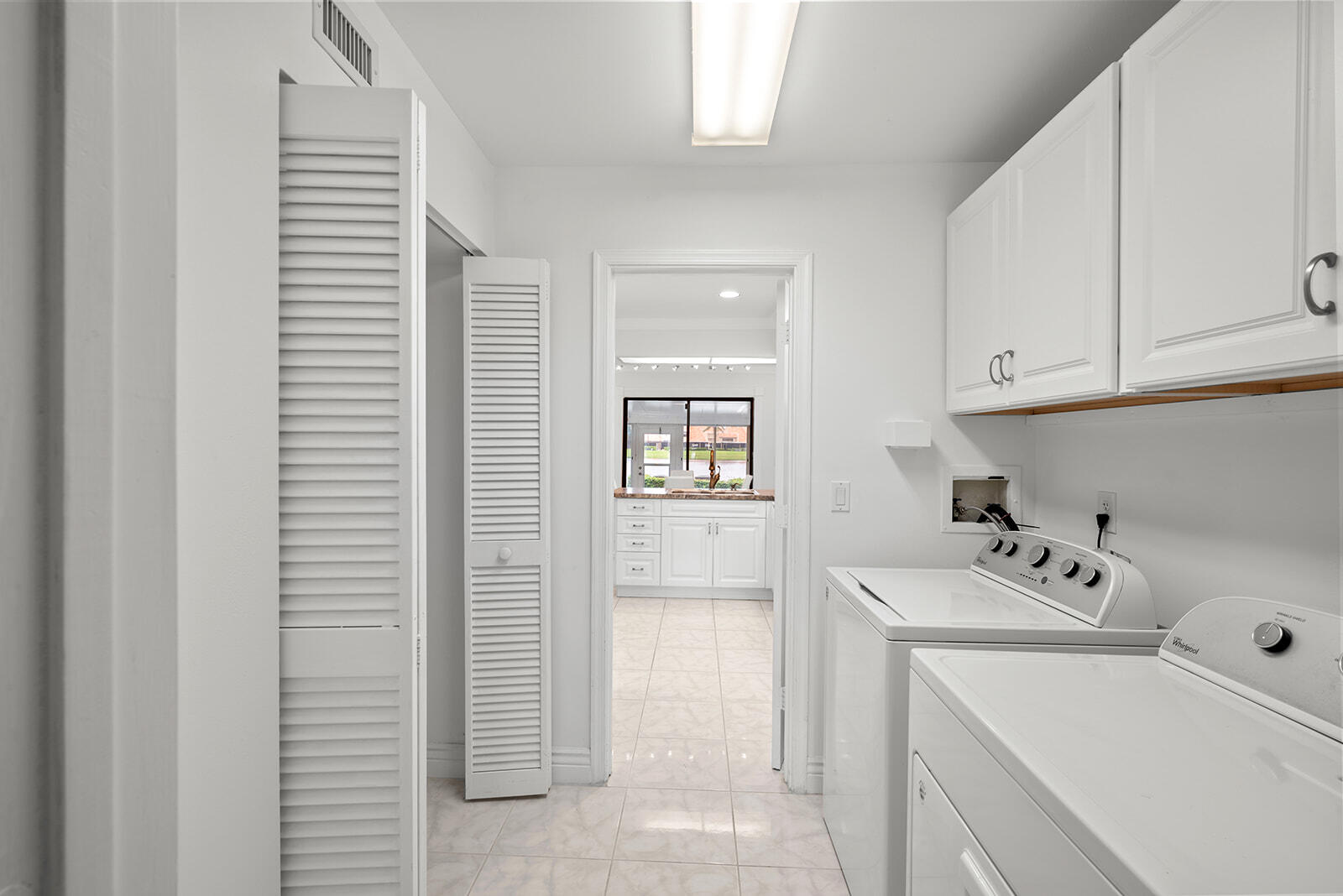 22698 Meridiana Drive