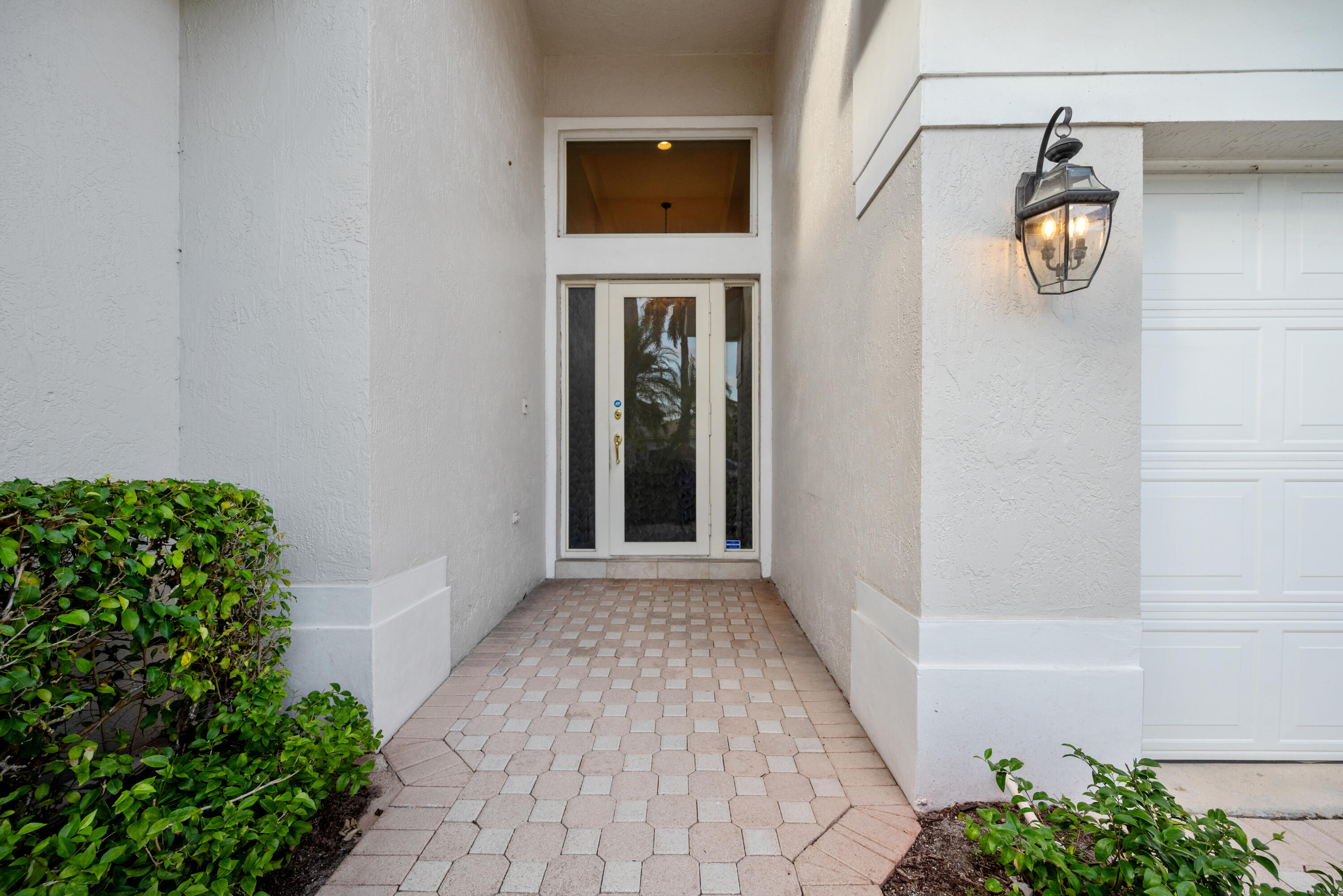 4190 NW 55th Place