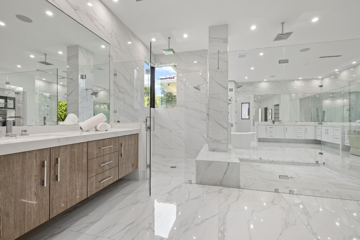 8235 Twin Lake Drive