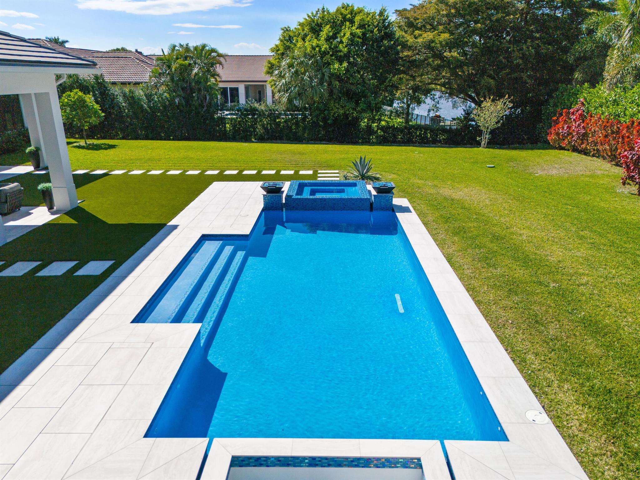 8235 Twin Lake Drive