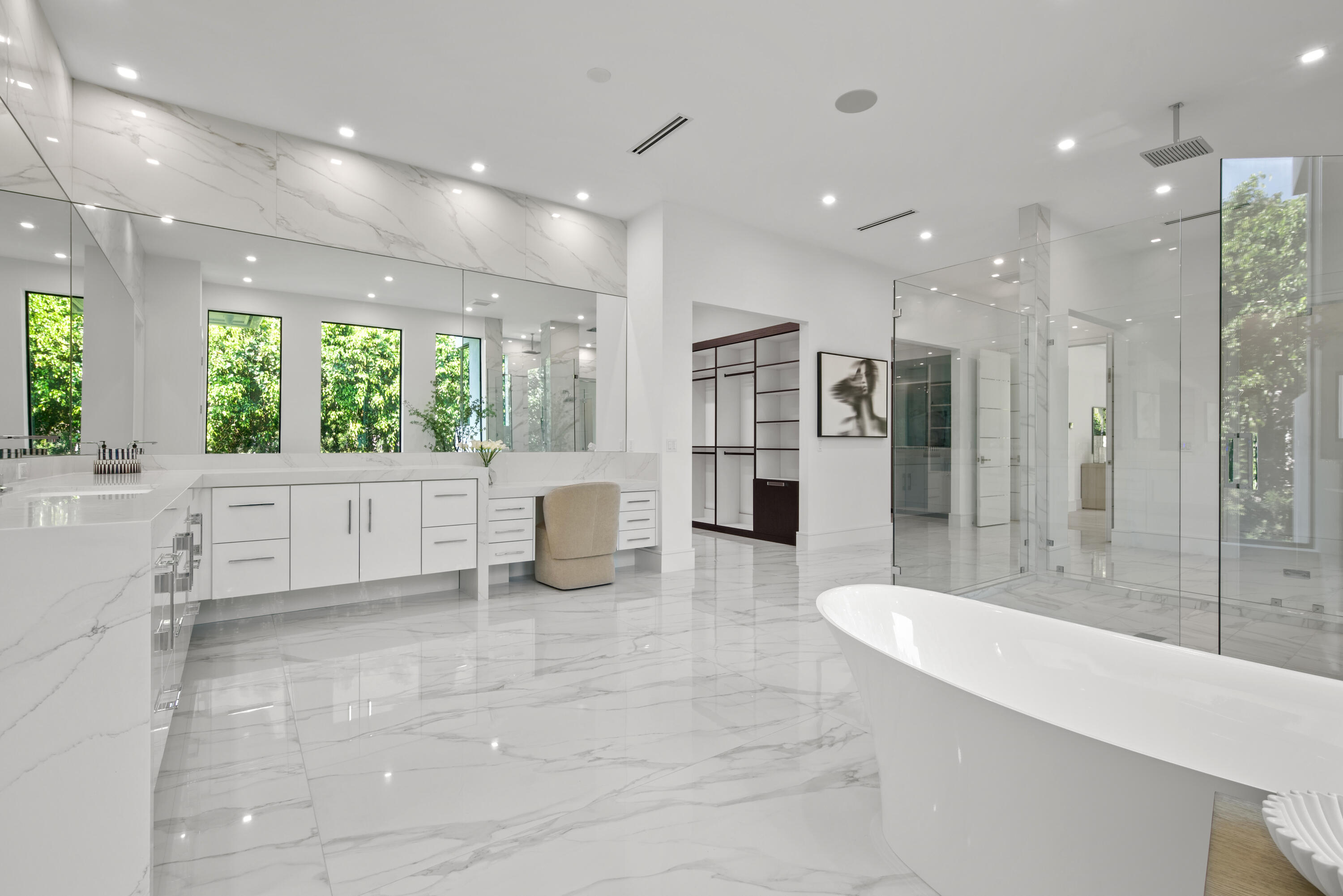8235 Twin Lake Drive