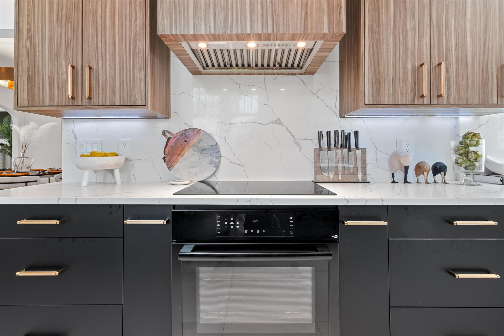 516 N Swinton Avenue