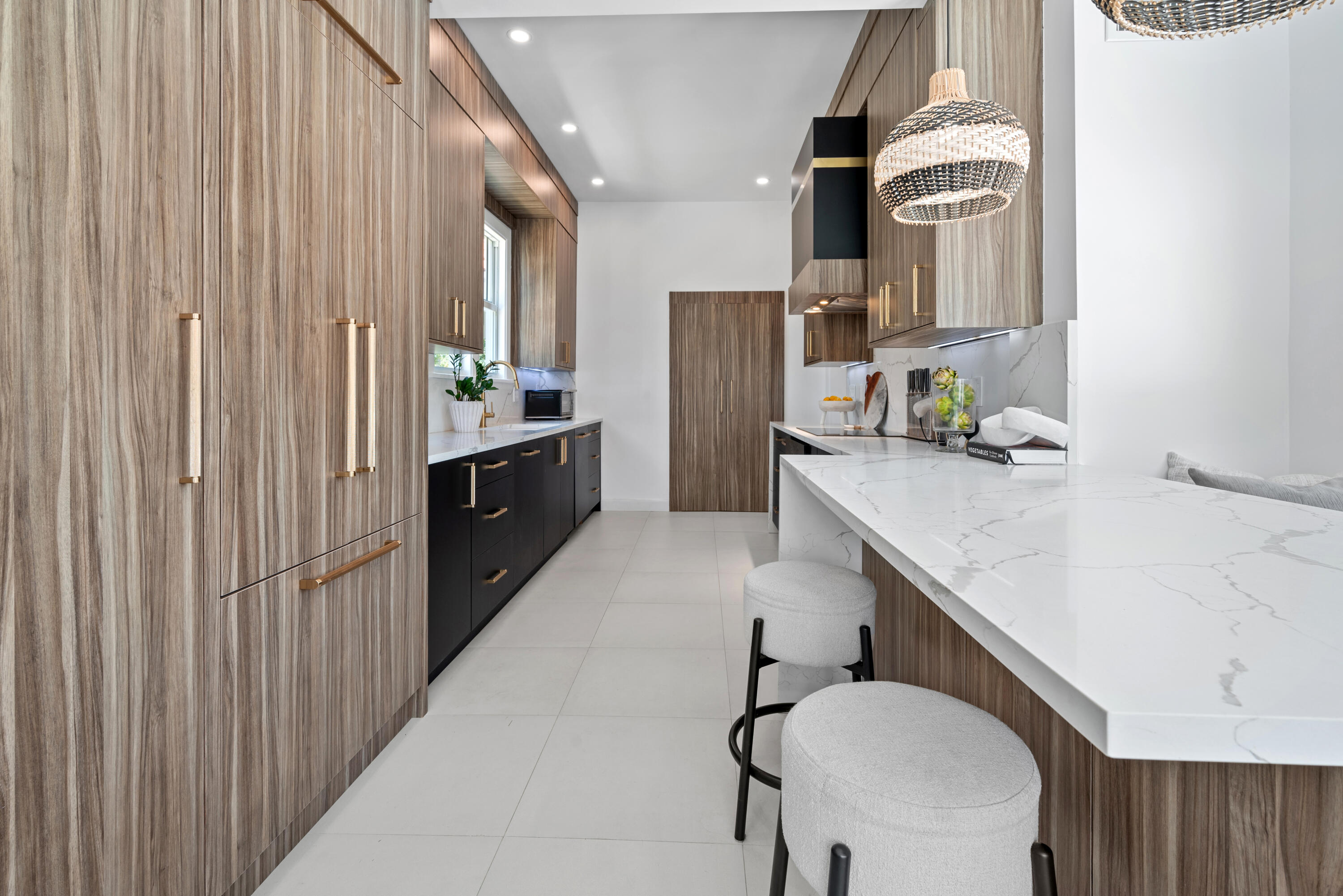 516 N Swinton Avenue