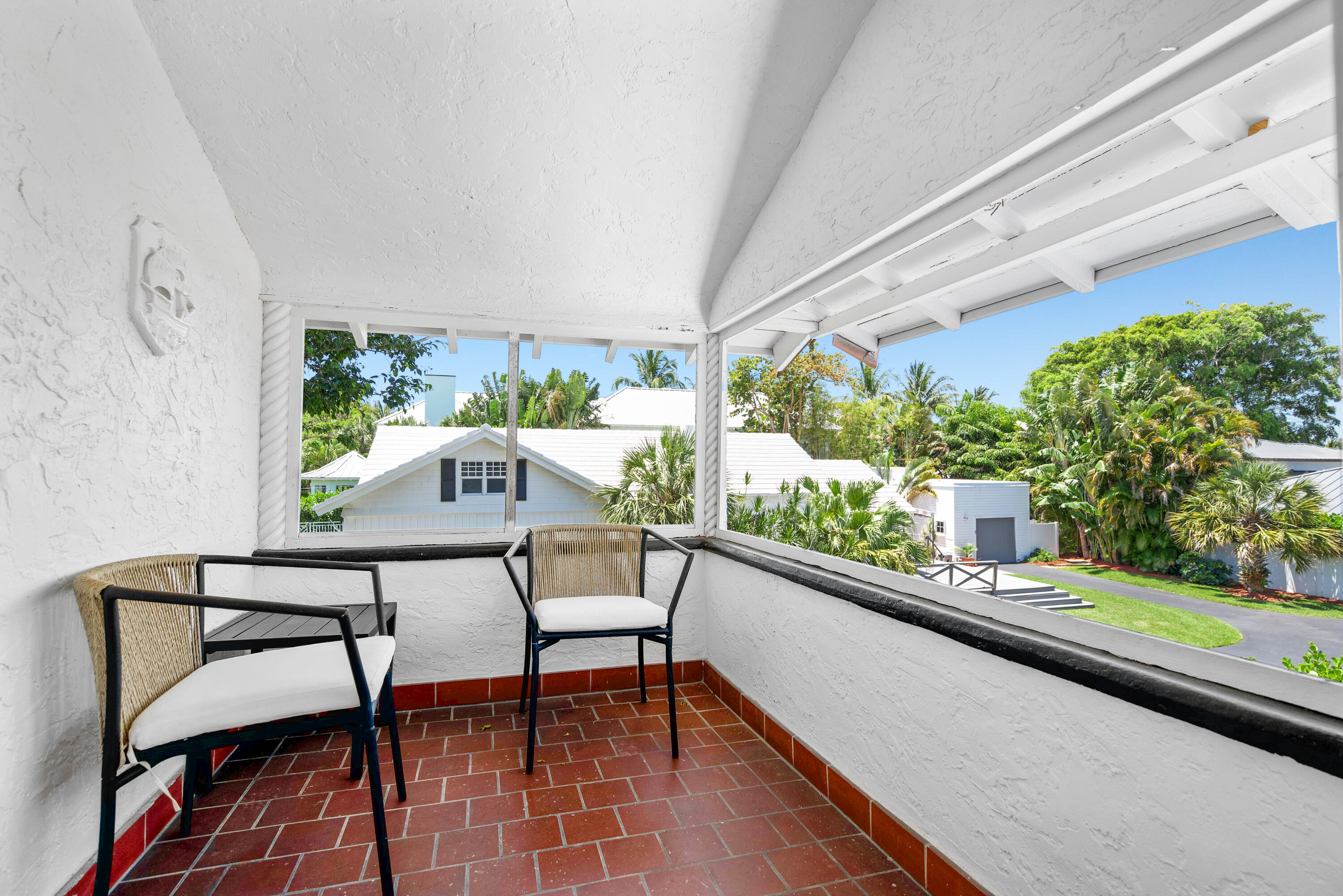 516 N Swinton Avenue