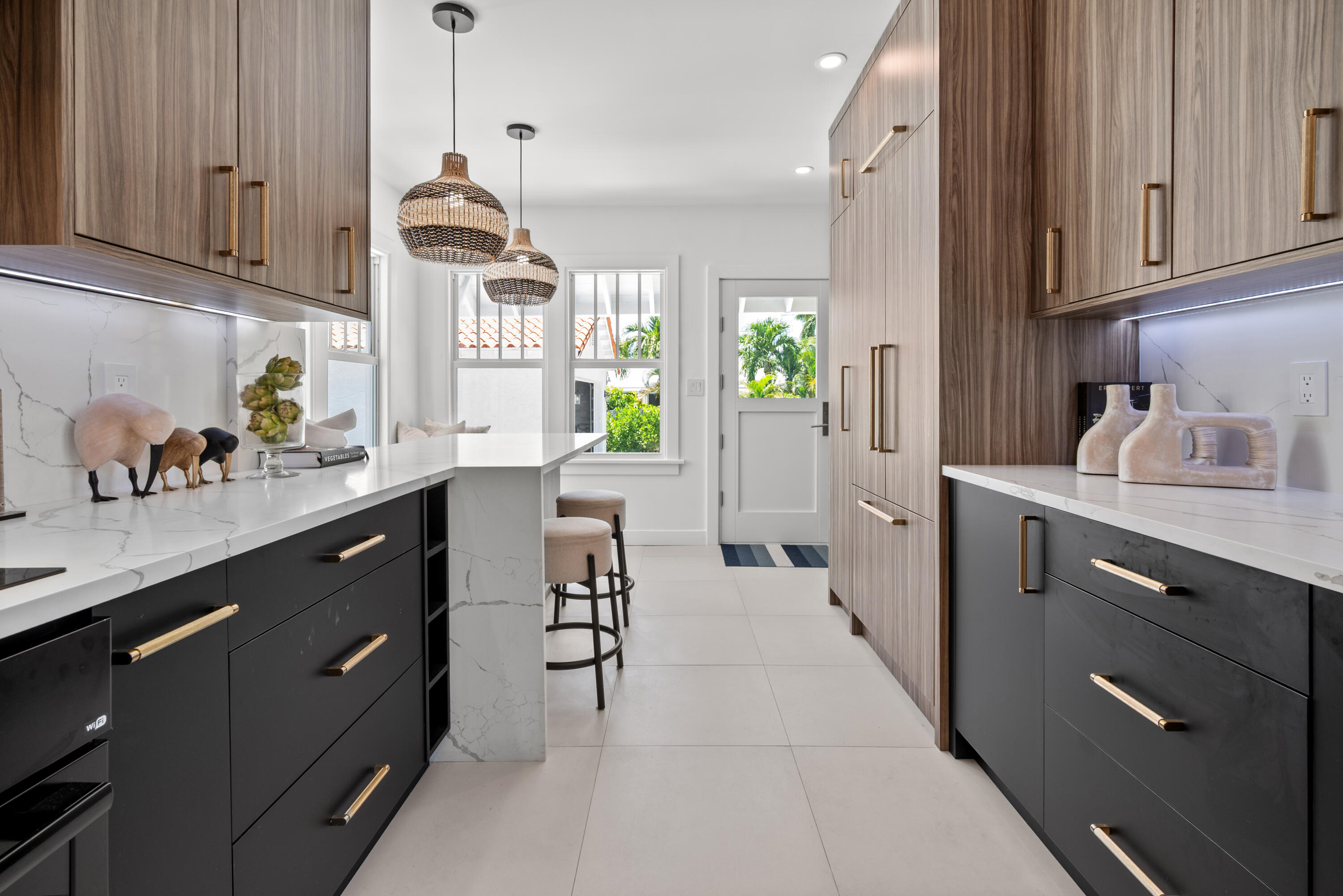 516 N Swinton Avenue