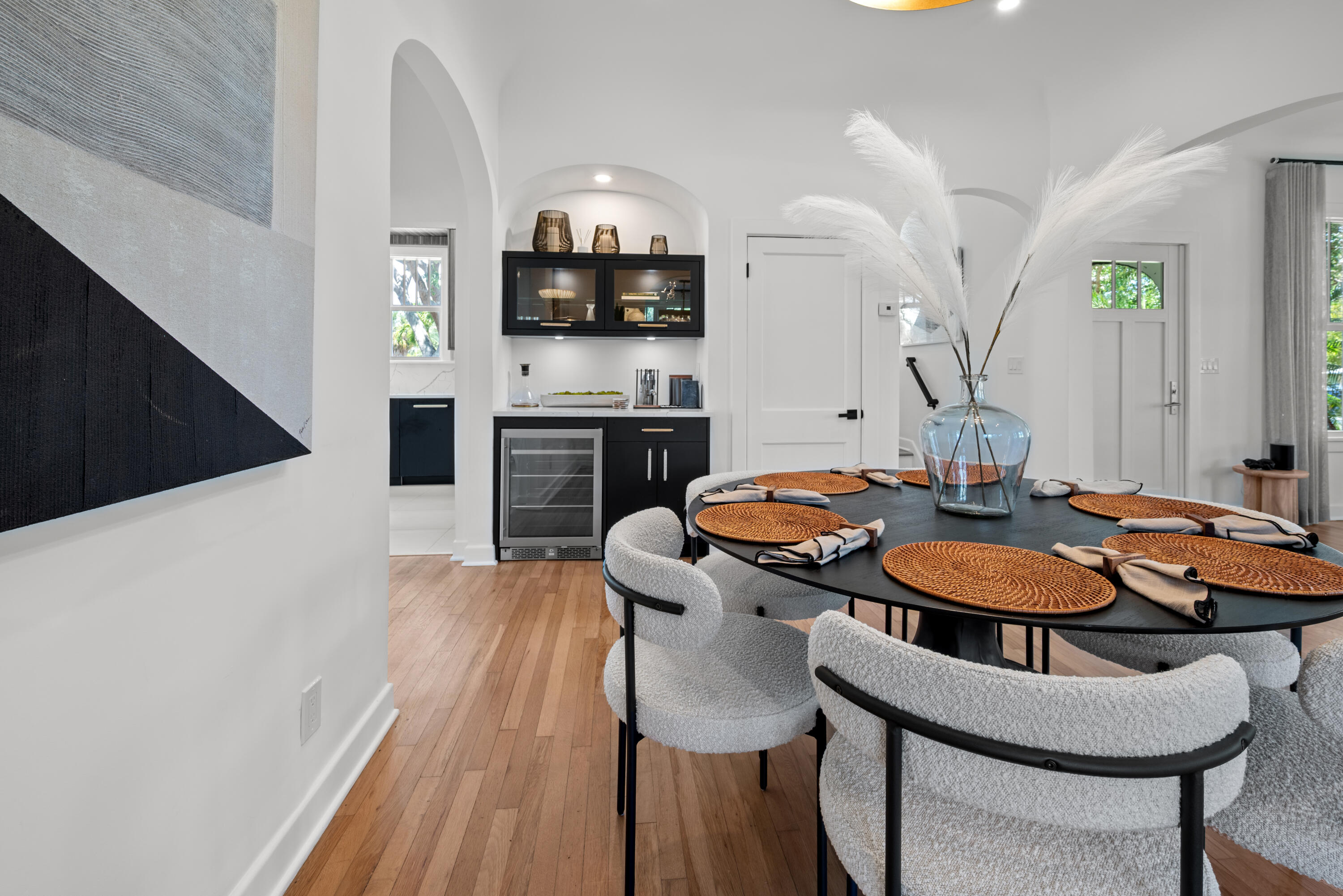 516 N Swinton Avenue