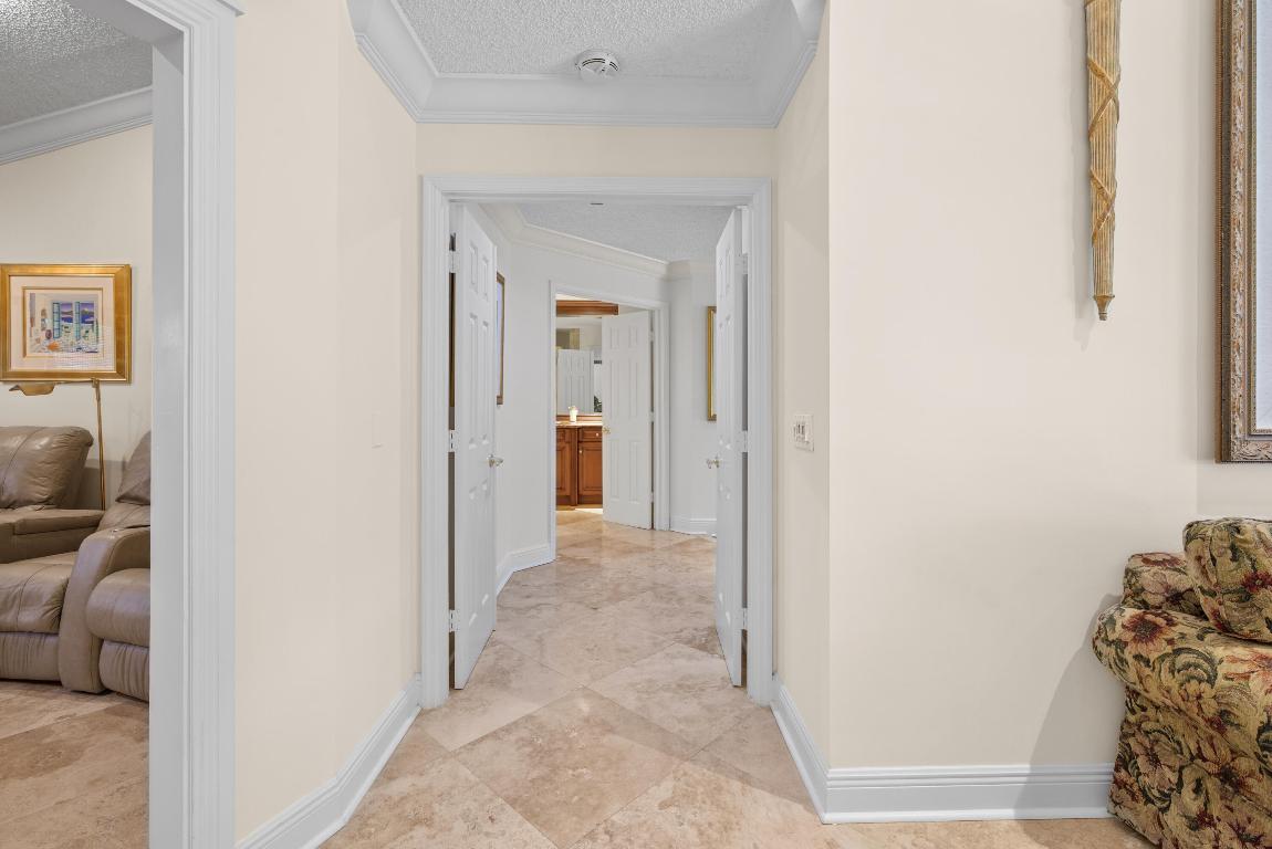 10984 Boca Woods Lane