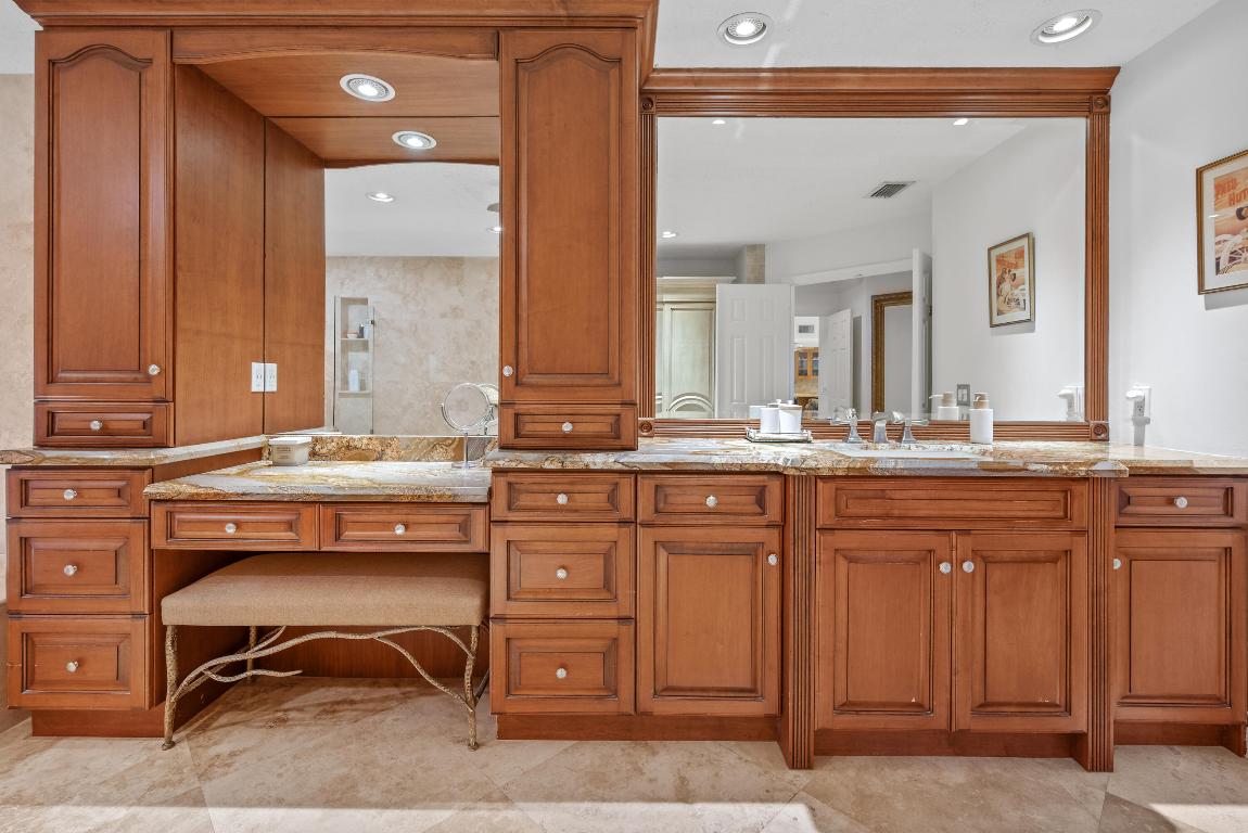 10984 Boca Woods Lane