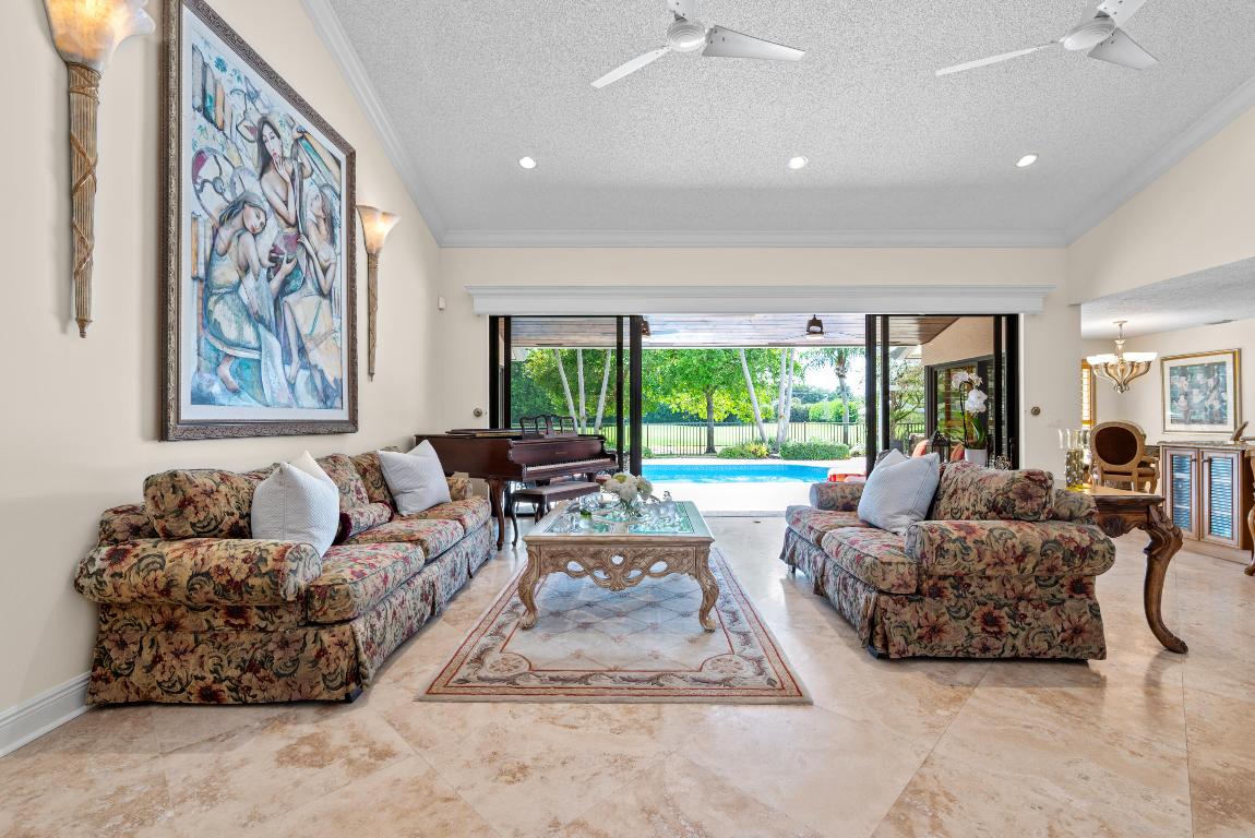 10984 Boca Woods Lane