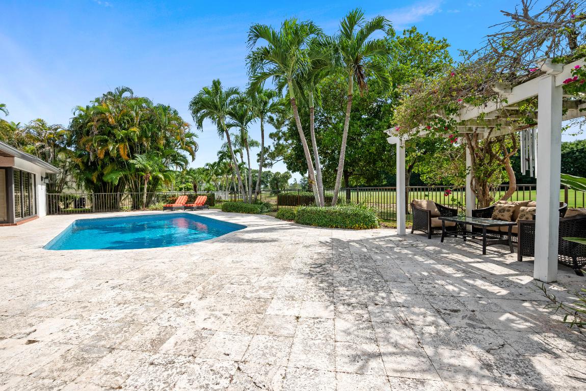 10984 Boca Woods Lane