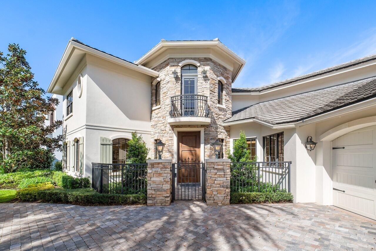 5734 Paddington Way