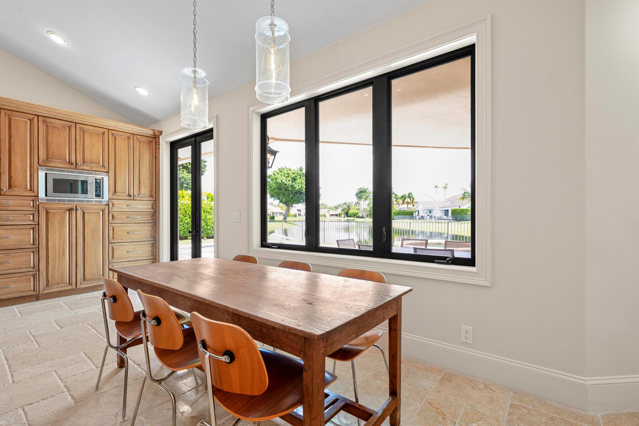 5734 Paddington Way