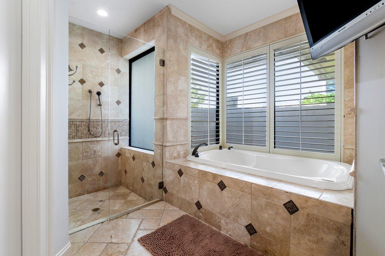 5734 Paddington Way