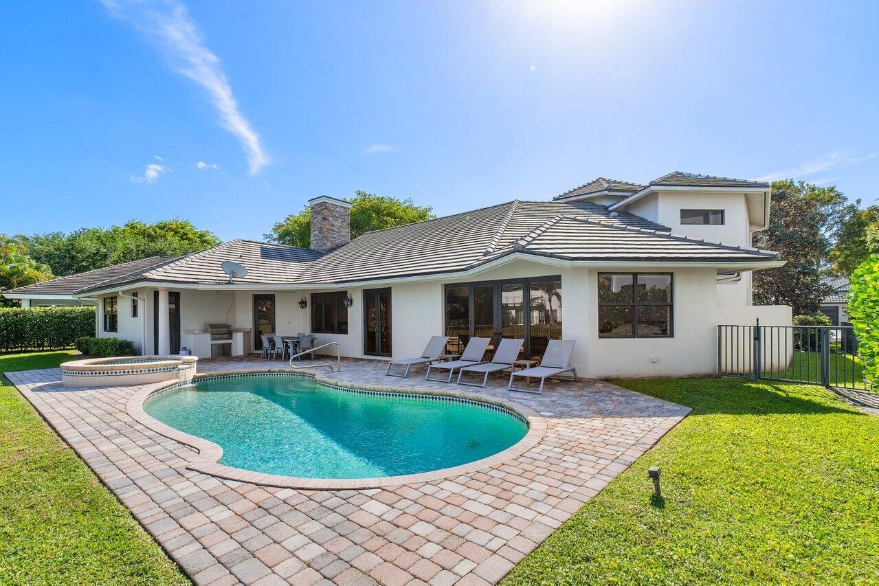 5734 Paddington Way