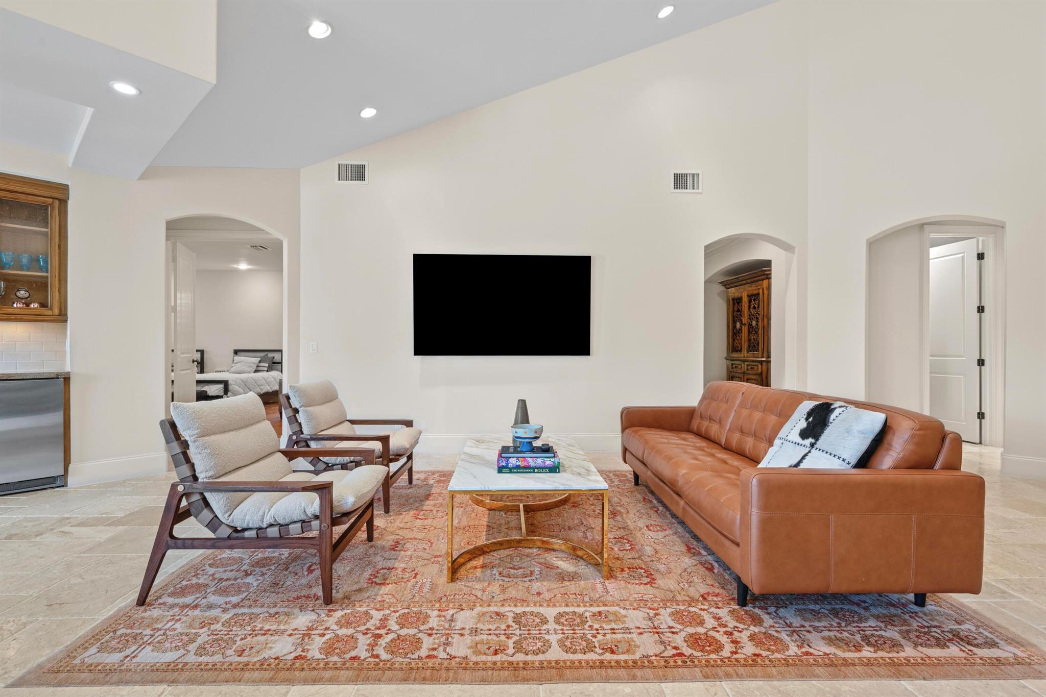 5734 Paddington Way