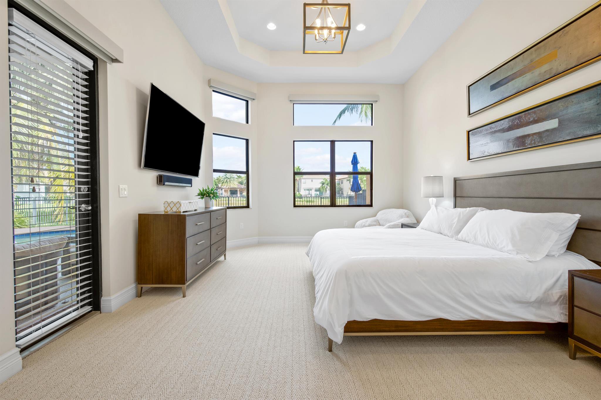 16578 Ambassador Bridge Road