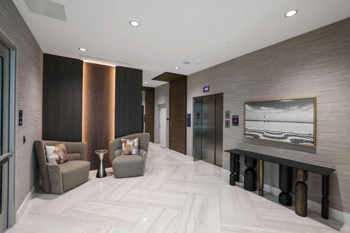 475 E Royal Palm Road 506