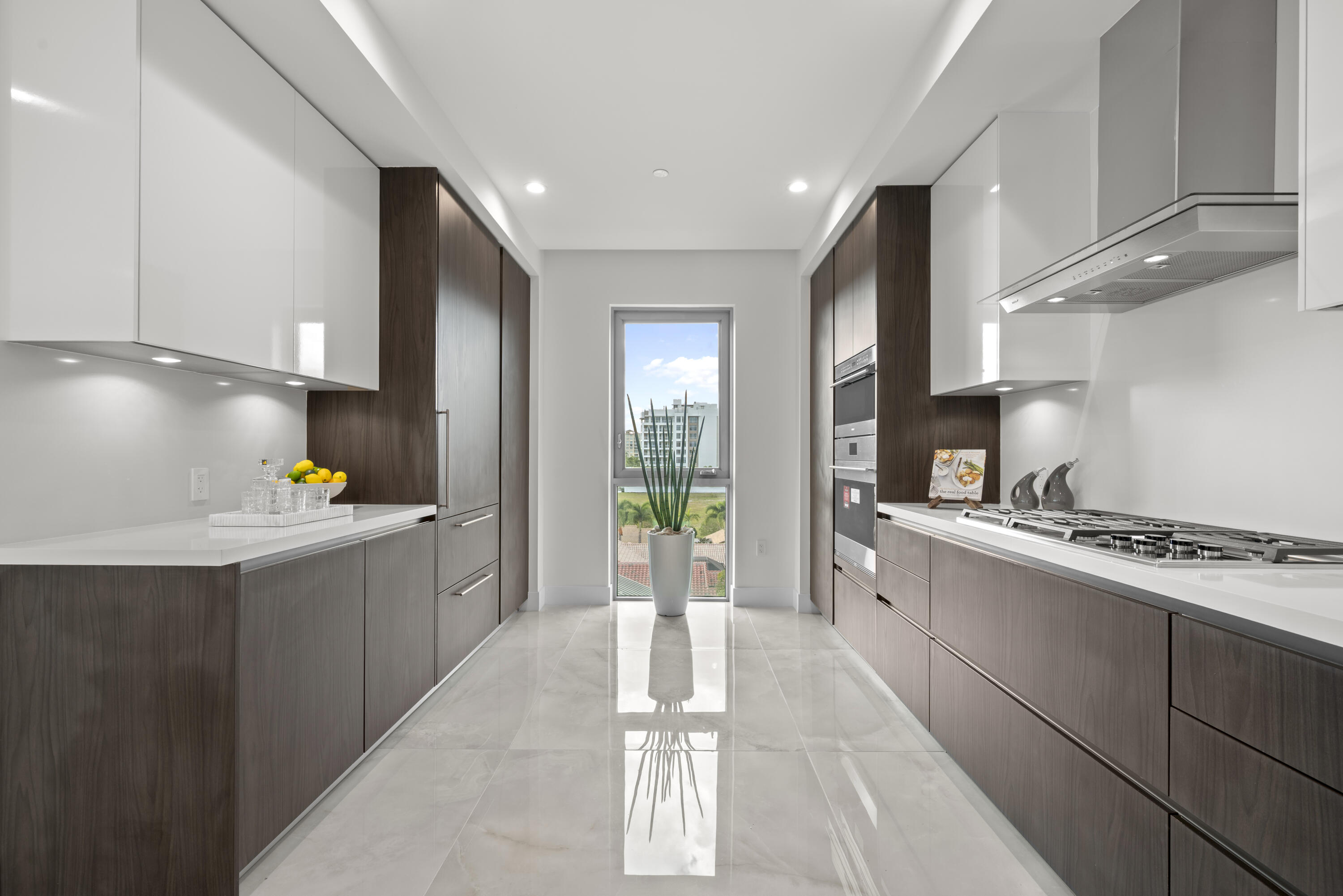 475 E Royal Palm Road 506